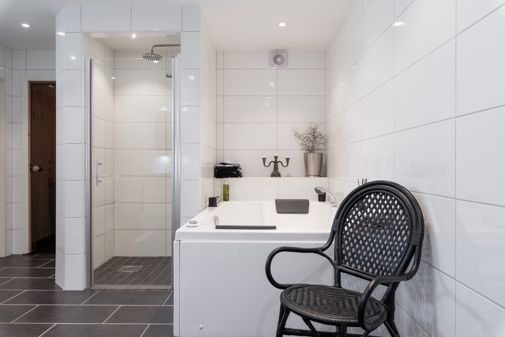 Bostadsbild från Nordanbygatan 38, Såld i Nordanby, Västerås