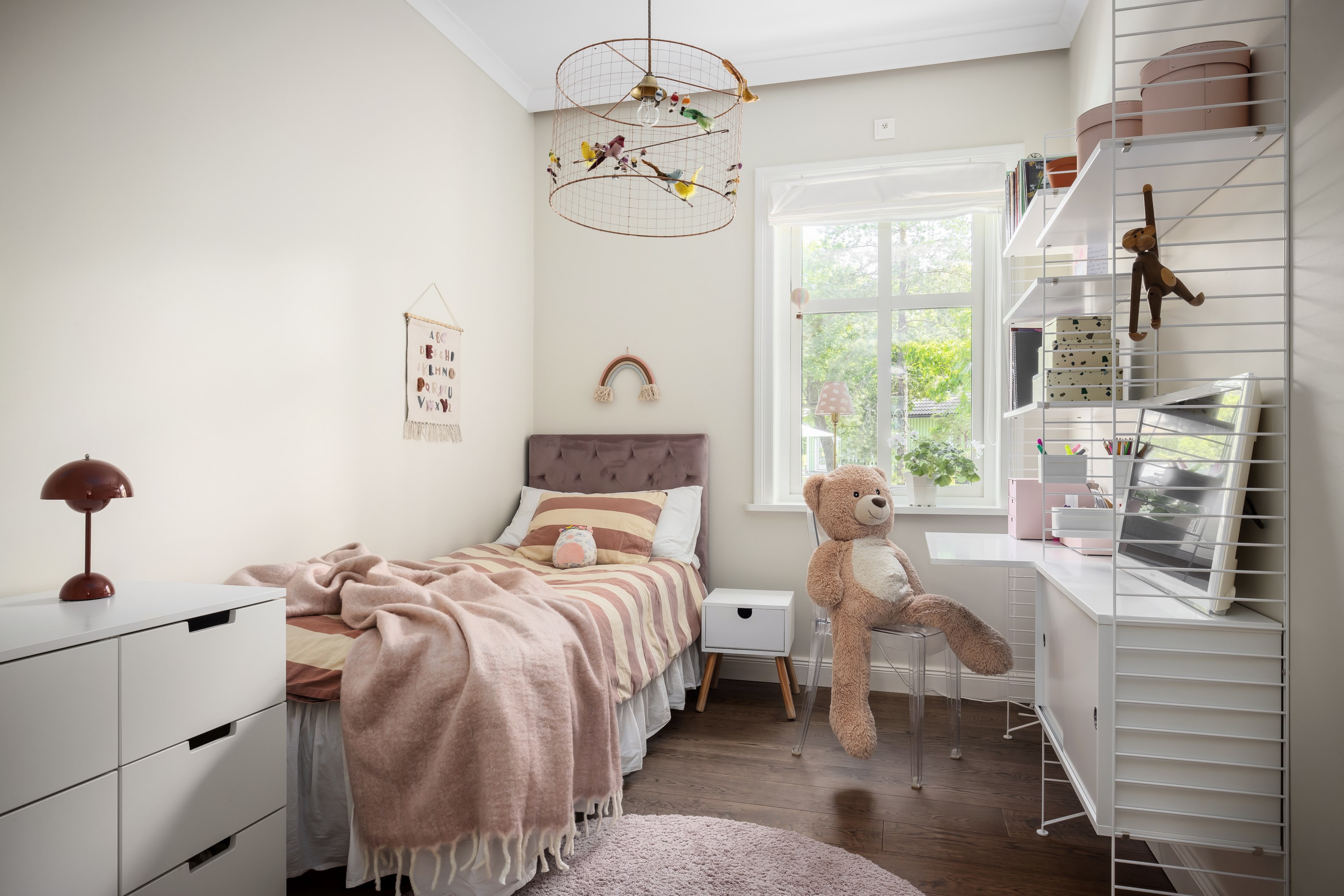 Bostadsbild från Höggarnsvägen 6, Såld i Kummelnäs, Nacka