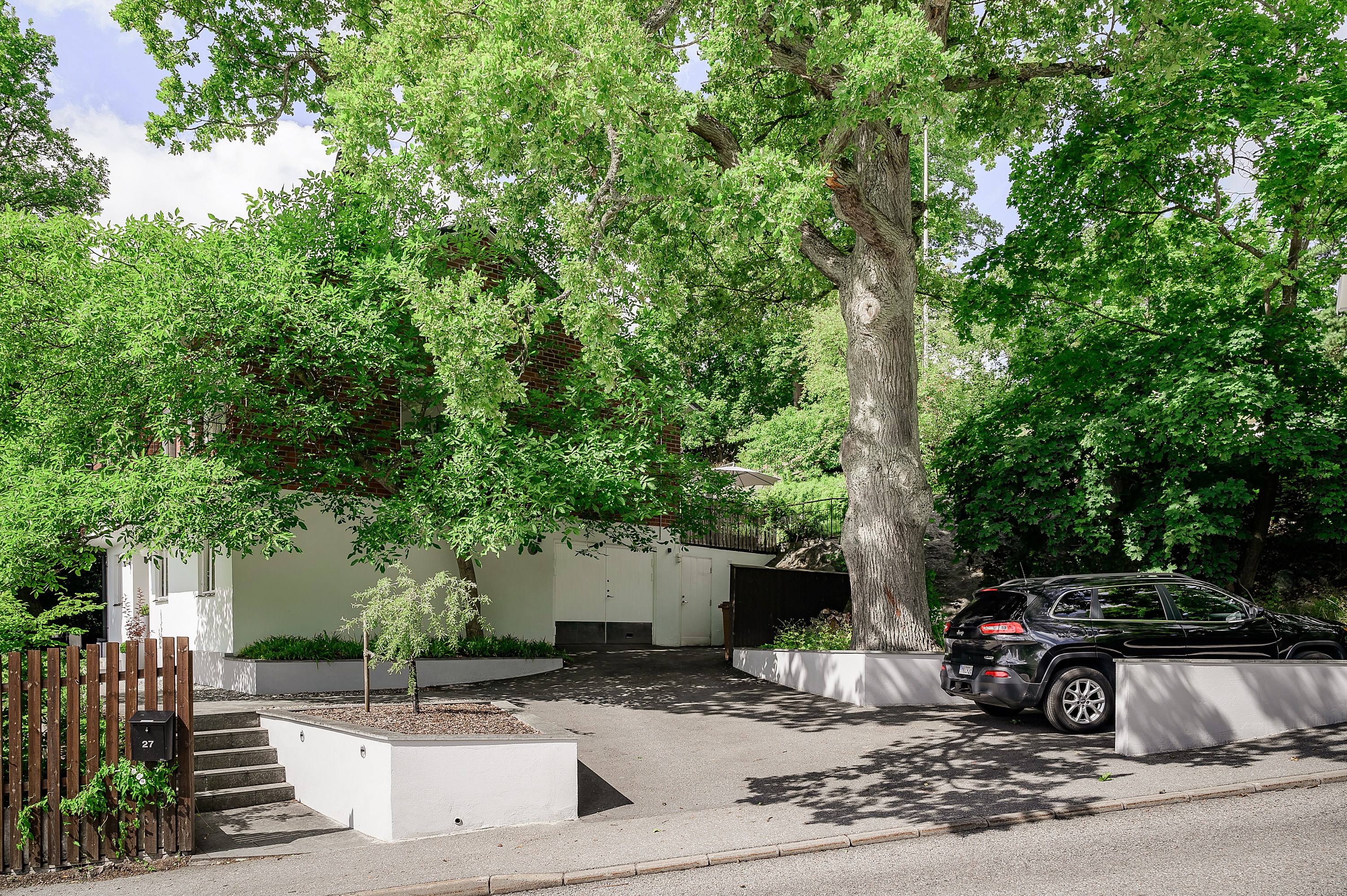 Bostadsbild från Kristinedalsvägen 33, Såld i Skuru, Nacka