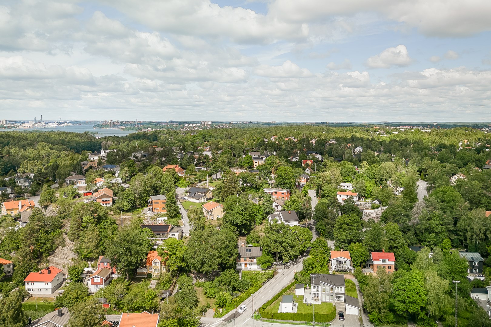Bostadsbild från Kristinedalsvägen 33, Såld i Skuru, Nacka