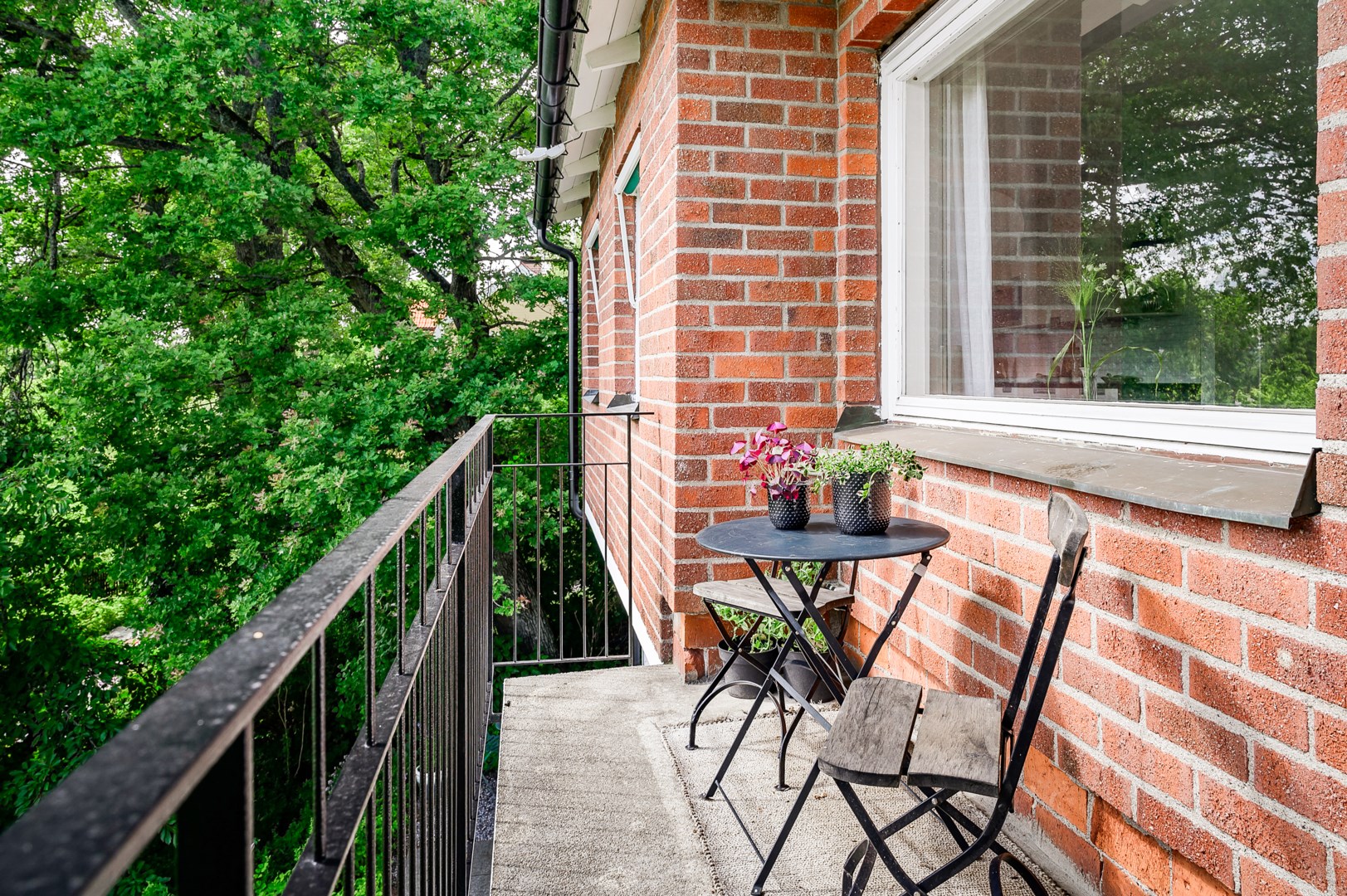 Bostadsbild från Kristinedalsvägen 33, Såld i Skuru, Nacka