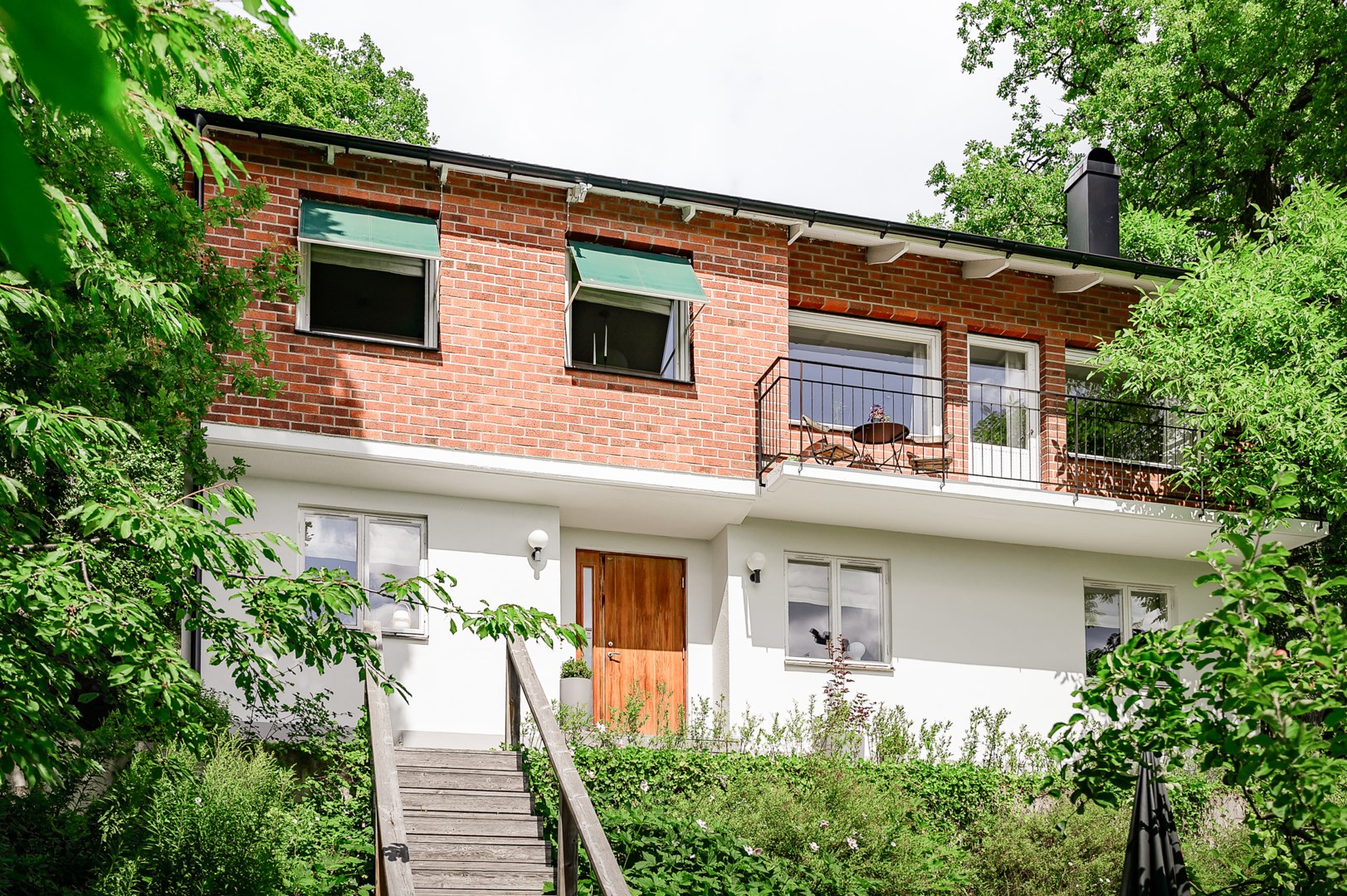 Bostadsbild från Kristinedalsvägen 33, Såld i Skuru, Nacka