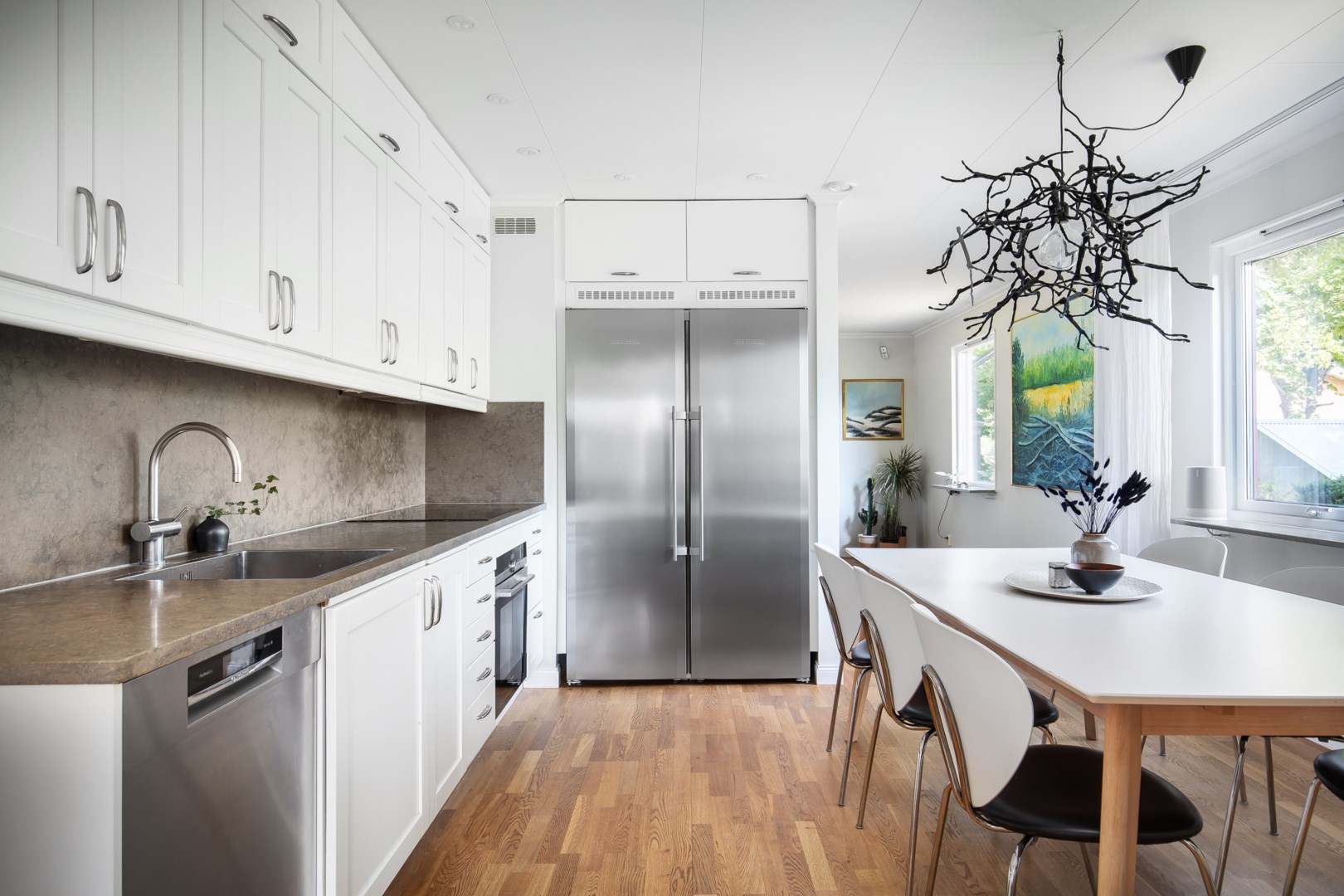 Bostadsbild från Skogdalsvägen 5, Såld i Björknäs, Nacka