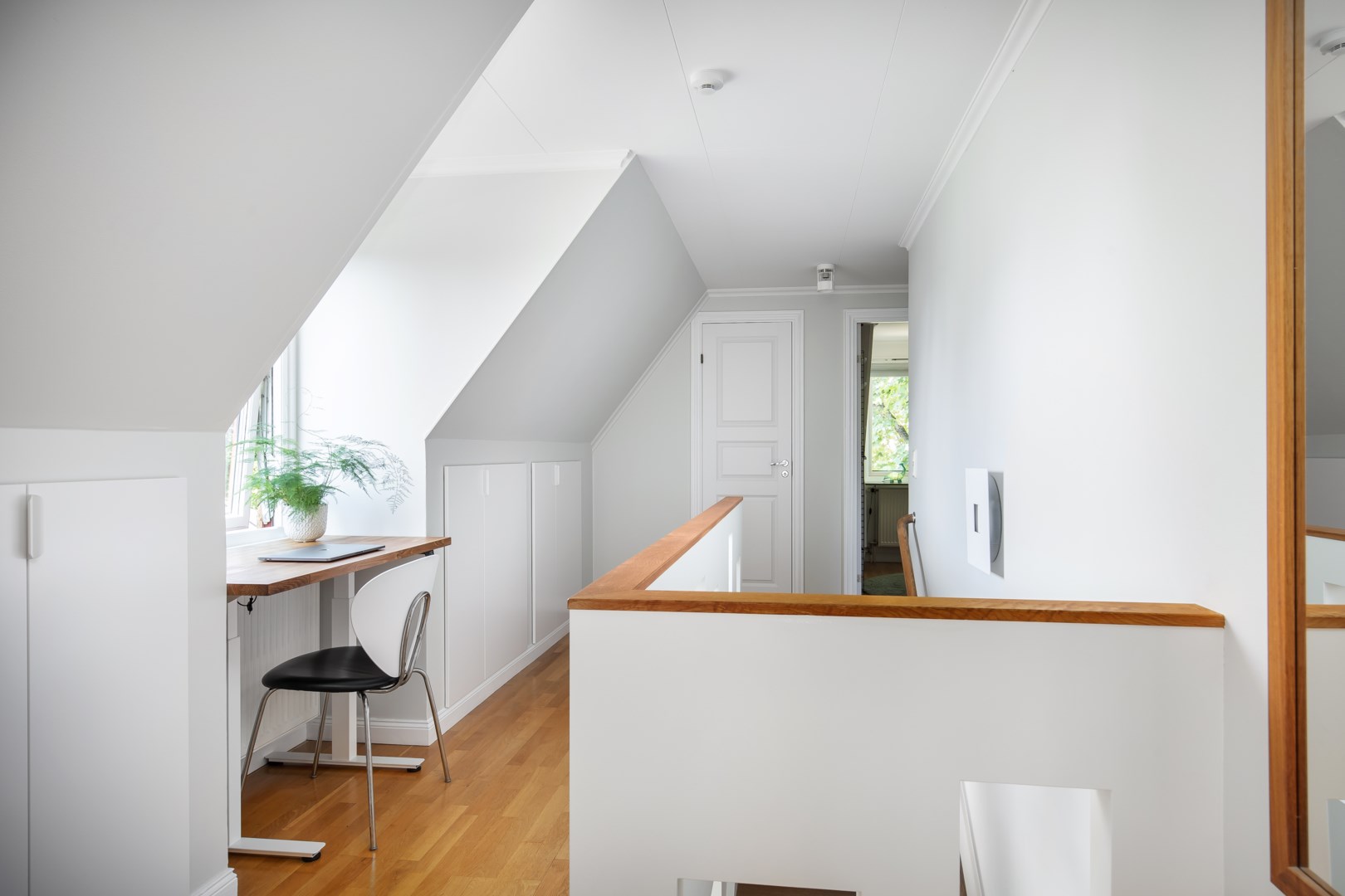 Bostadsbild från Skogdalsvägen 5, Såld i Björknäs, Nacka