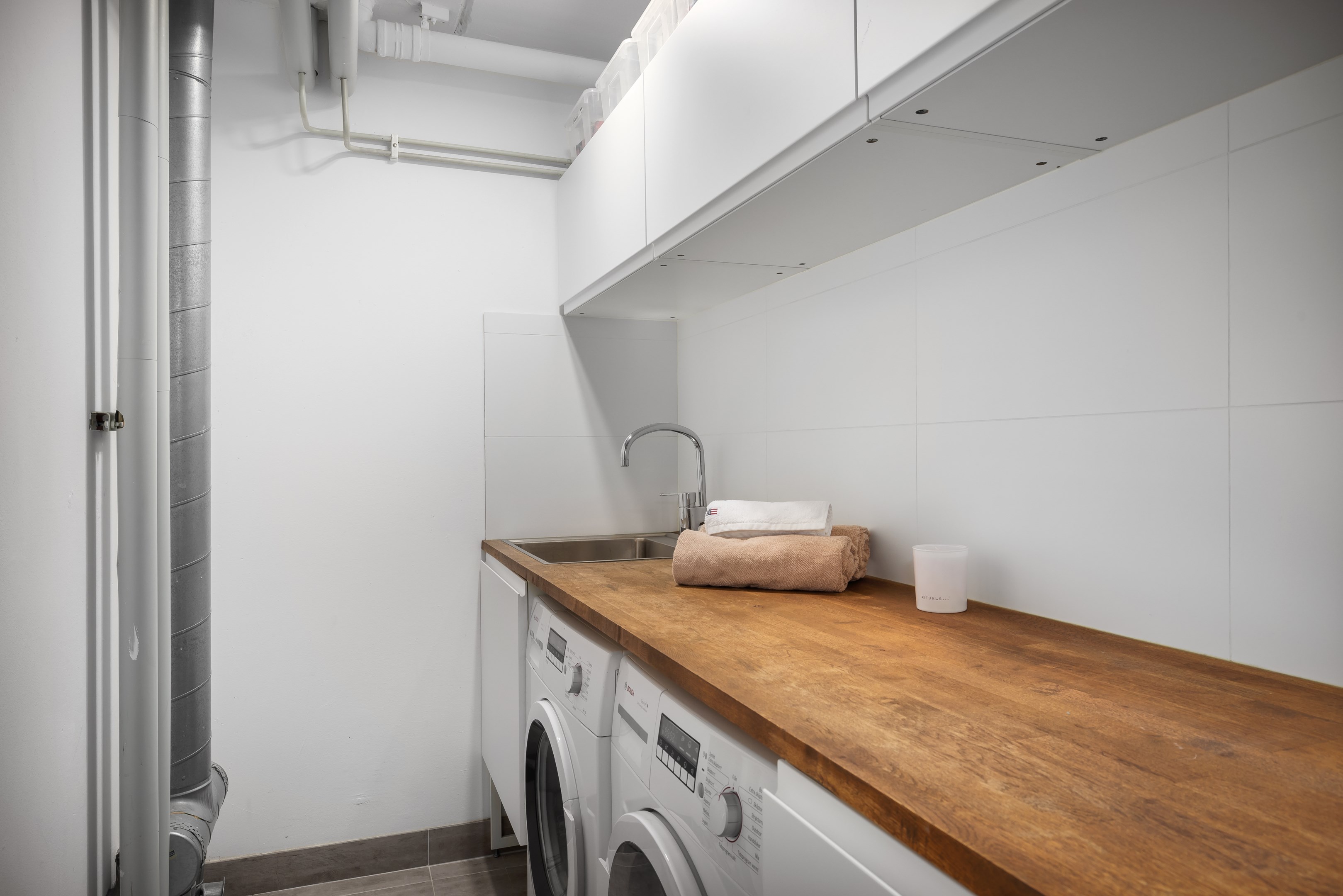 Bostadsbild från Storholmsvägen 402, Såld i Östra Orminge, Nacka