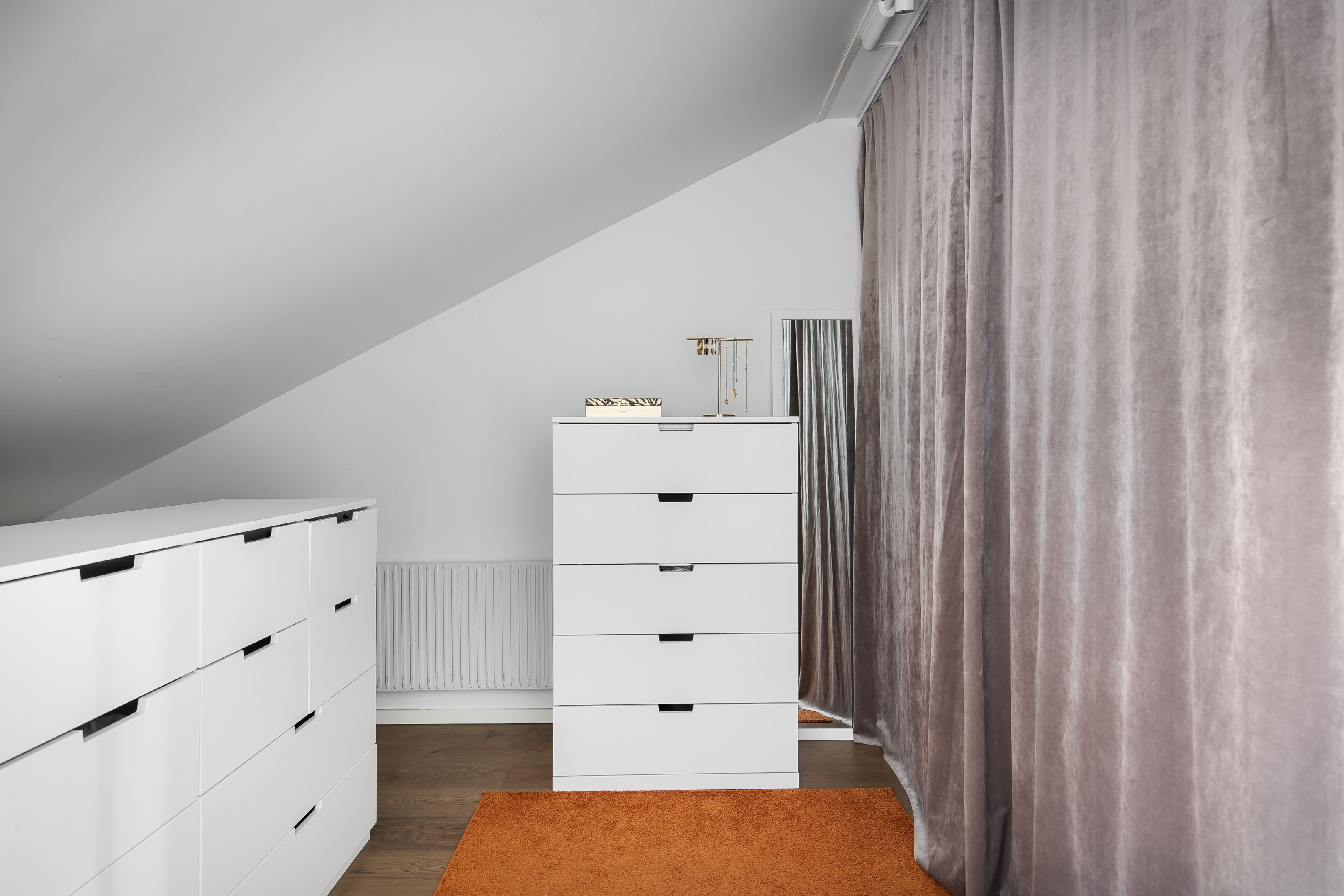 Bostadsbild från Storholmsvägen 402, Såld i Östra Orminge, Nacka