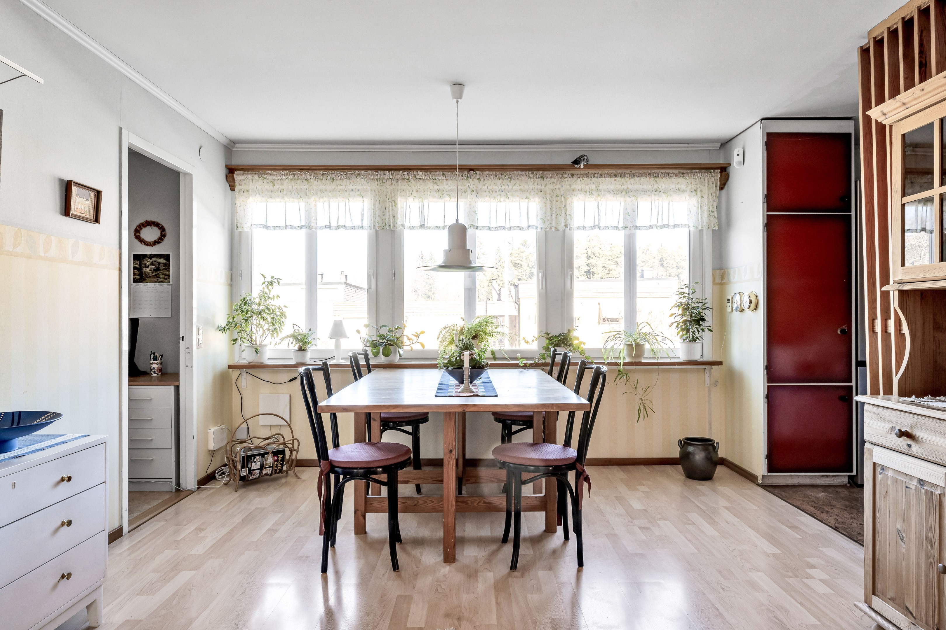 Bostadsbild från Getramsvägen 3, Såld i Storvreta, Uppsala