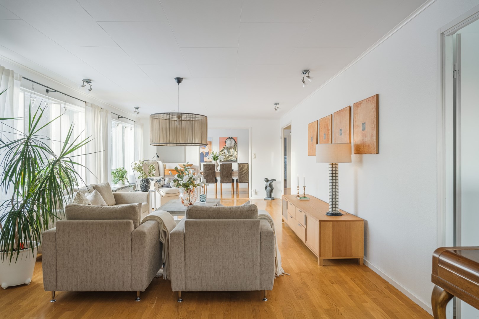 Bostadsbild från Kolfatsvägen 11, Såld i Valsätra, Uppsala