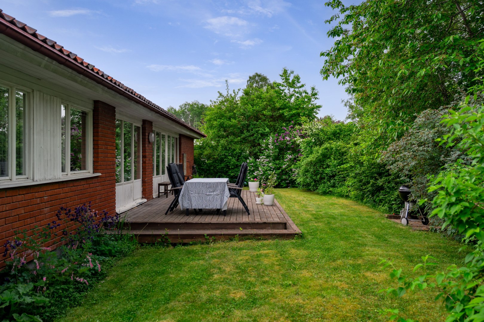 Bostadsbild från Kolfatsvägen 11, Såld i Valsätra, Uppsala