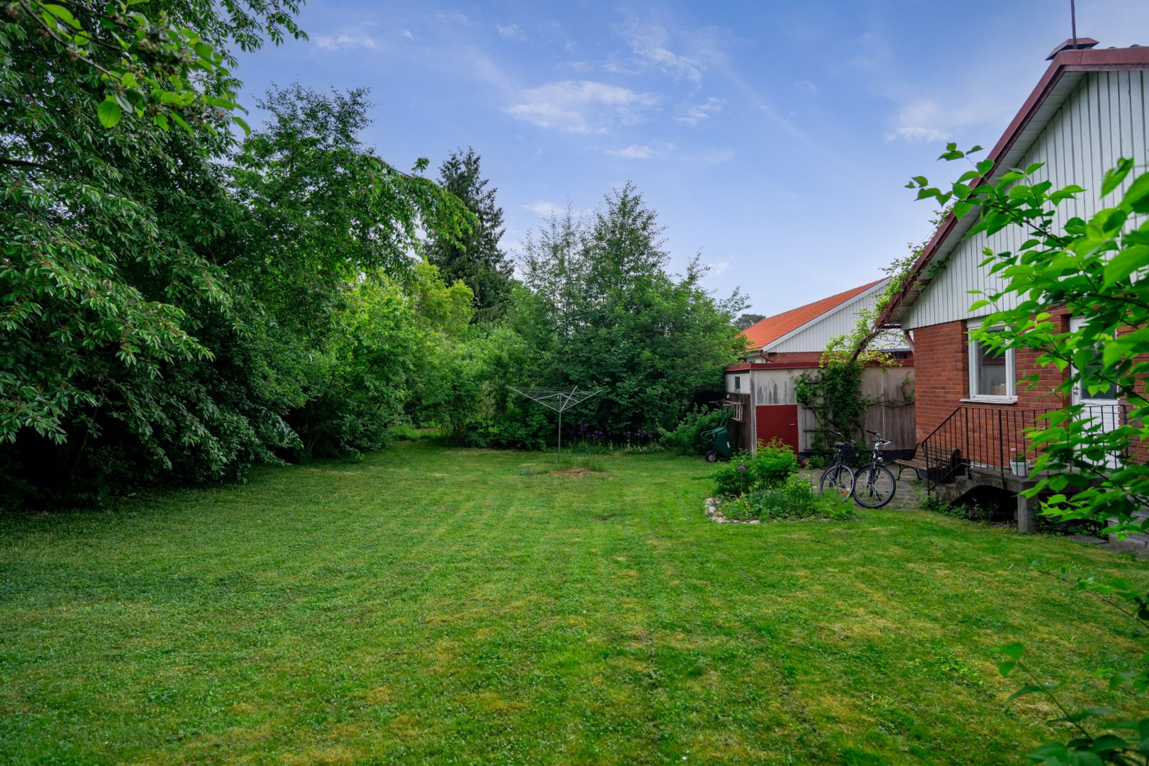 Bostadsbild från Kolfatsvägen 11, Såld i Valsätra, Uppsala