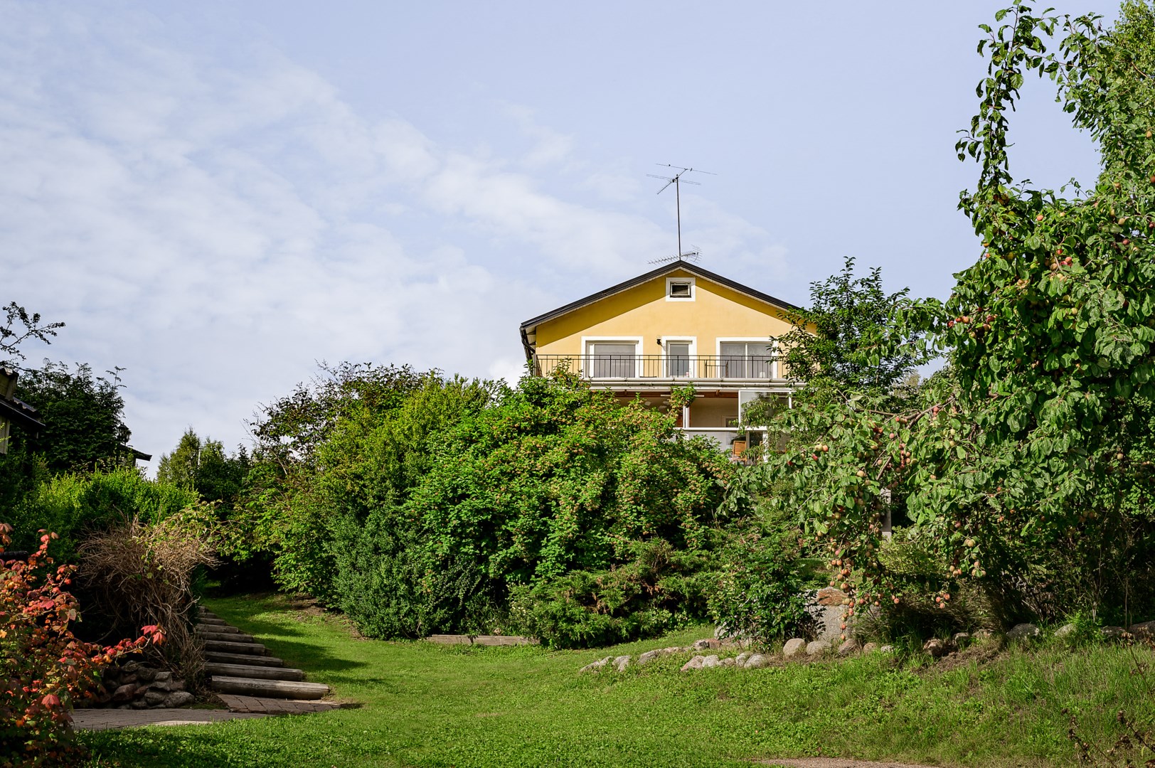 Bostadsbild från Kvarnbergsvägen 10, Såld i Hasseludden, Nacka
