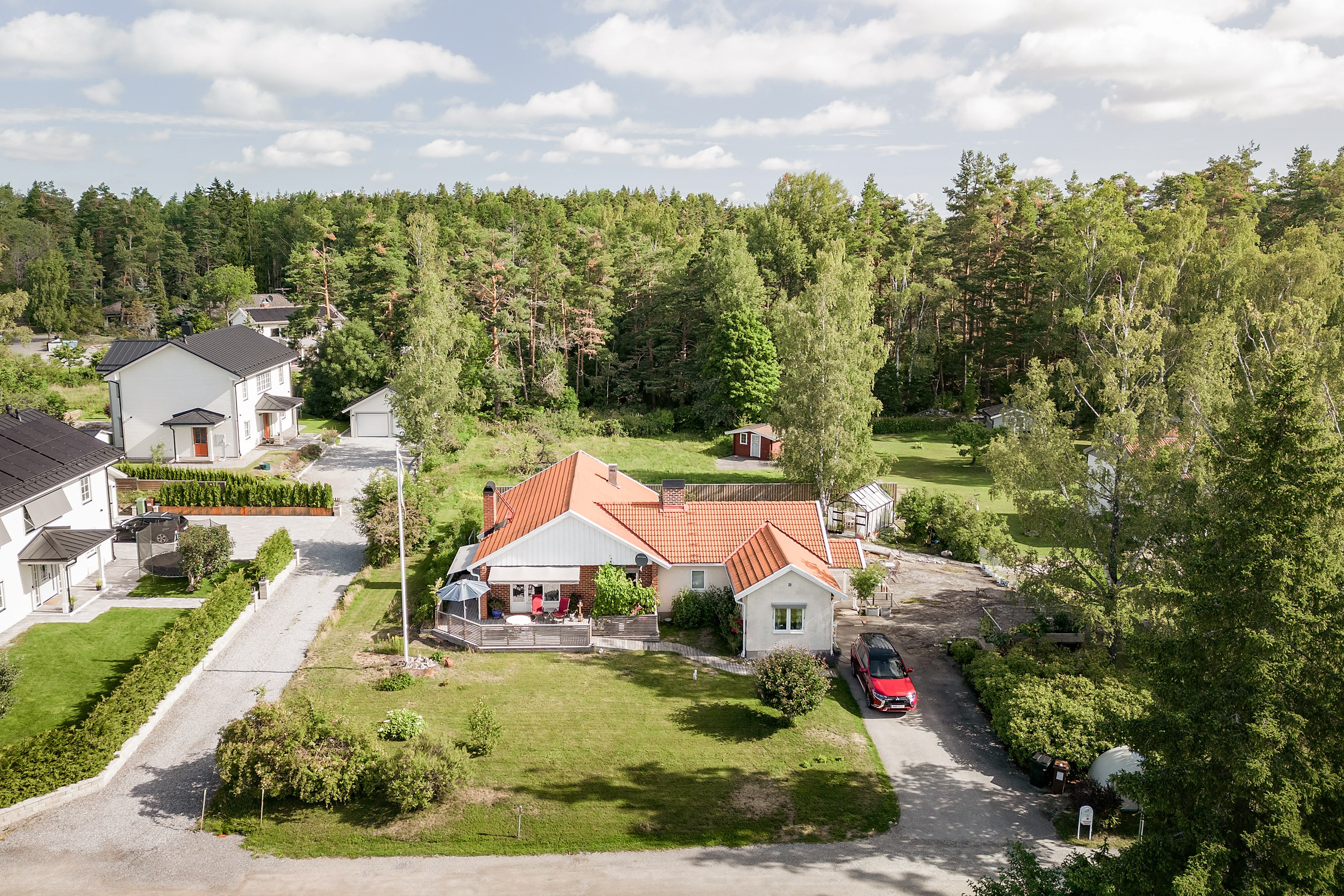 Bostadsbild från Hagvägen 8, Såld i Mensättra, Nacka