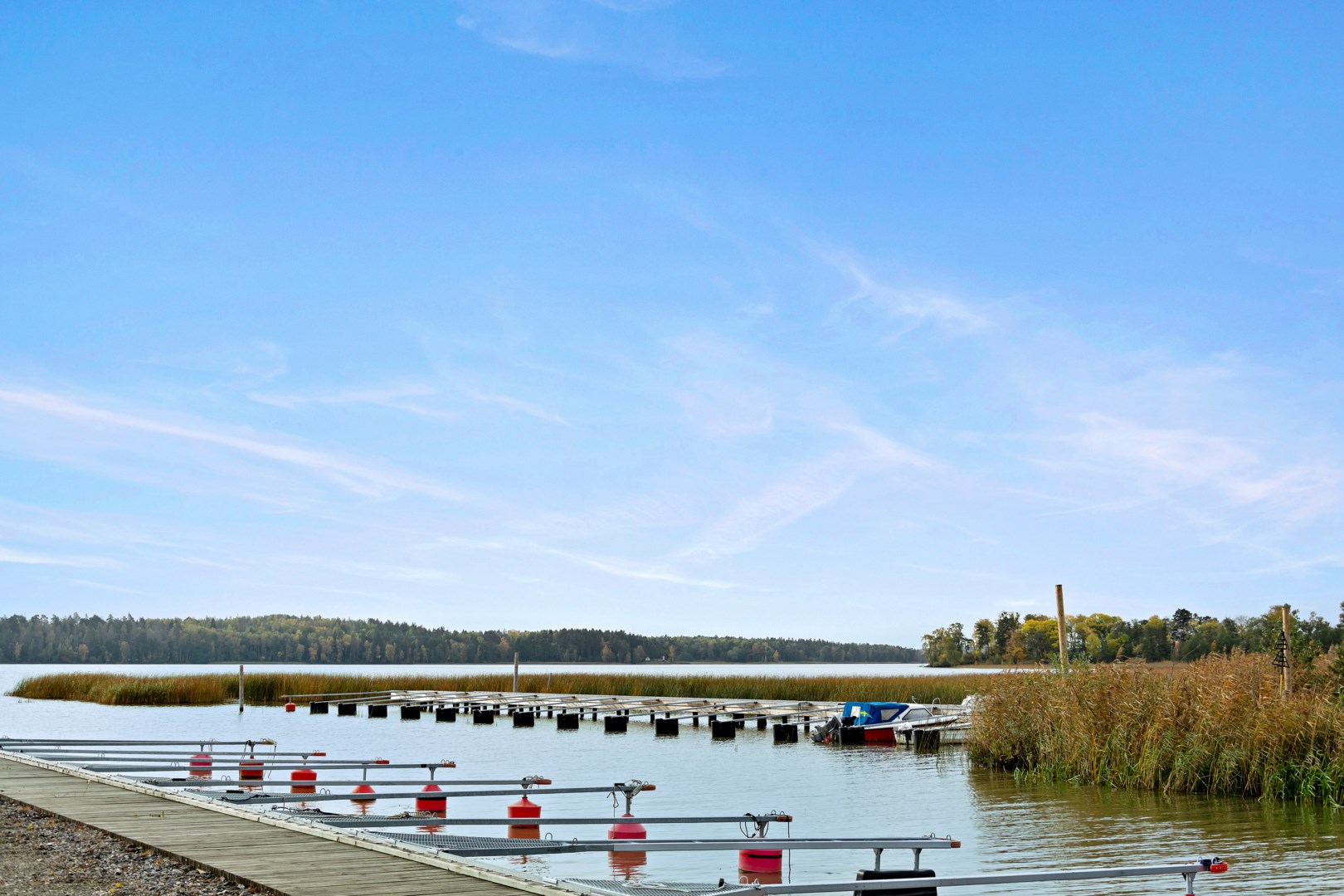 Bostadsbild från Länkstigen 6, Såld i Harkie, Västerås