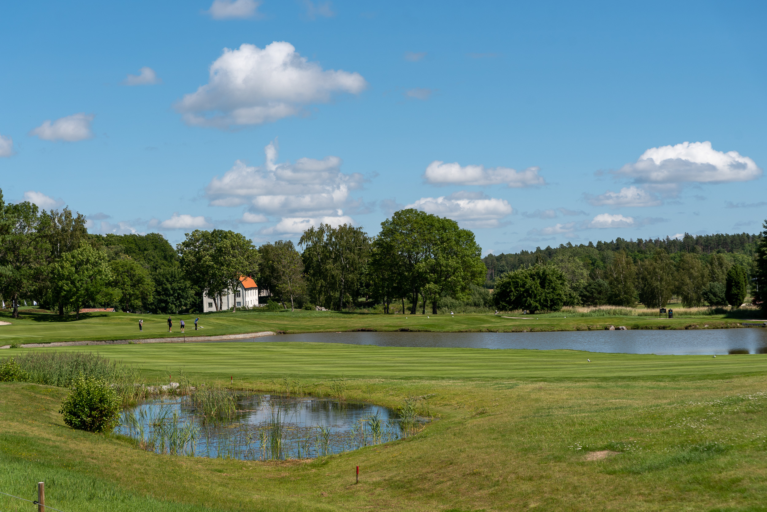 Bostadsbild från Länkstigen 6, Såld i Harkie, Västerås