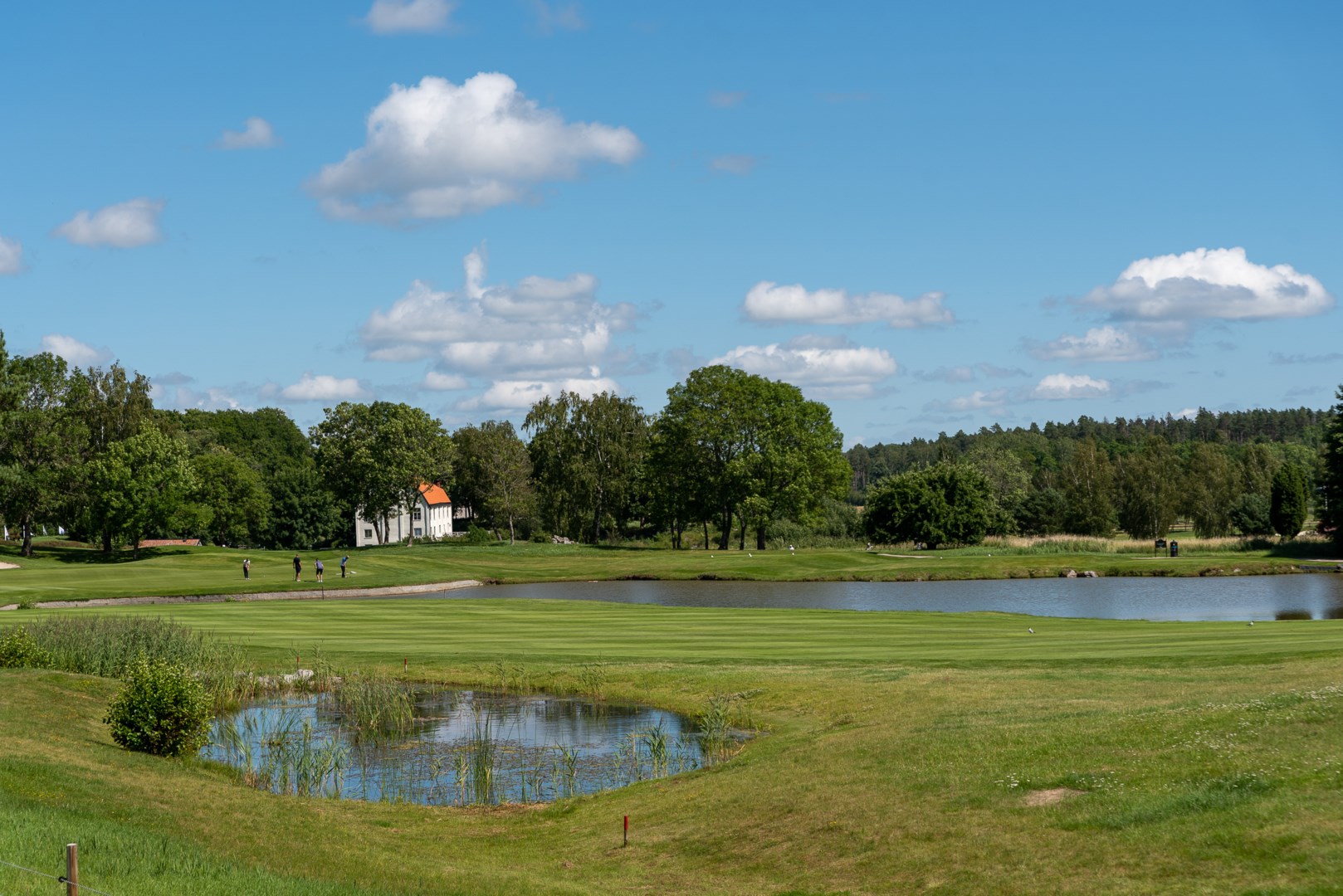 Bostadsbild från Länkstigen 6, Såld i Harkie, Västerås