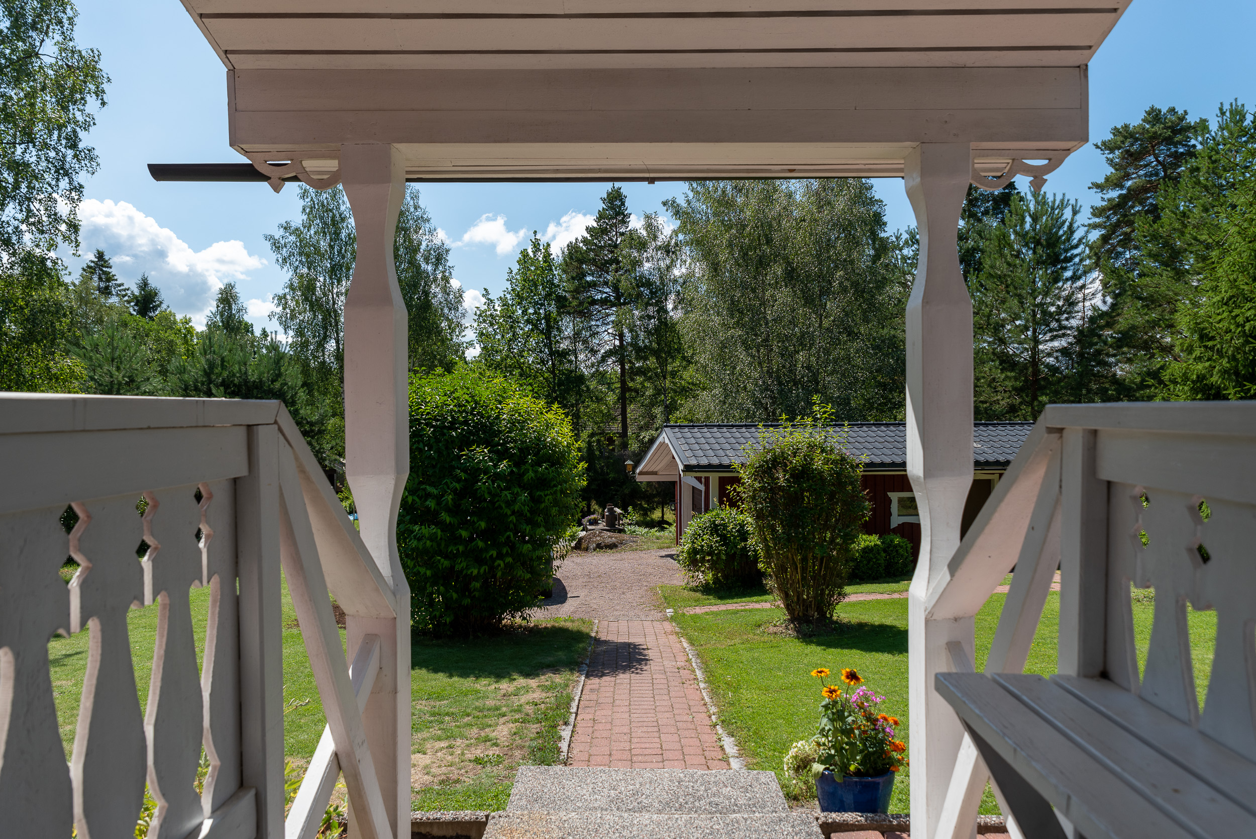 Bostadsbild från Länkstigen 6, Såld i Harkie, Västerås