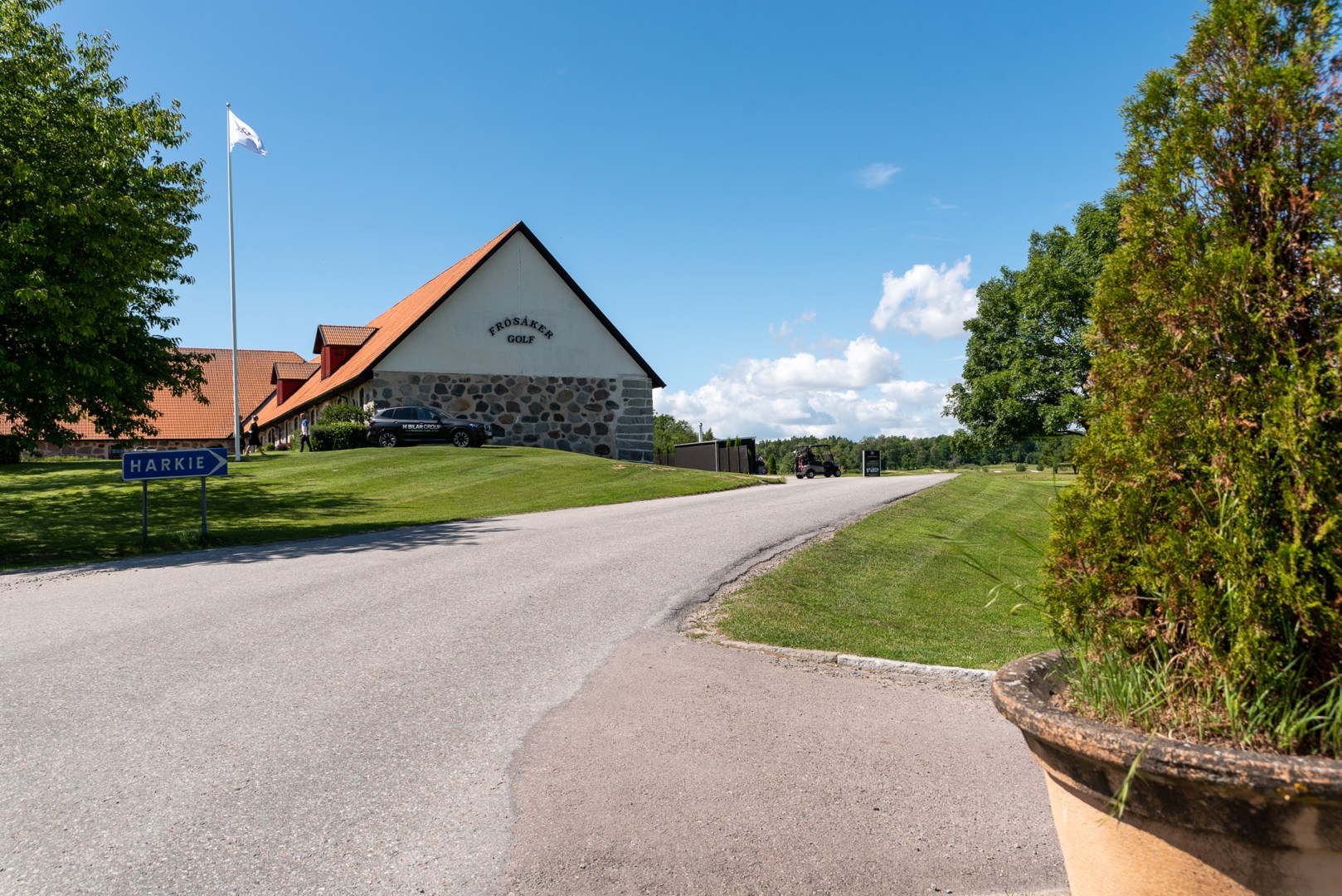 Bostadsbild från Länkstigen 6, Såld i Harkie, Västerås