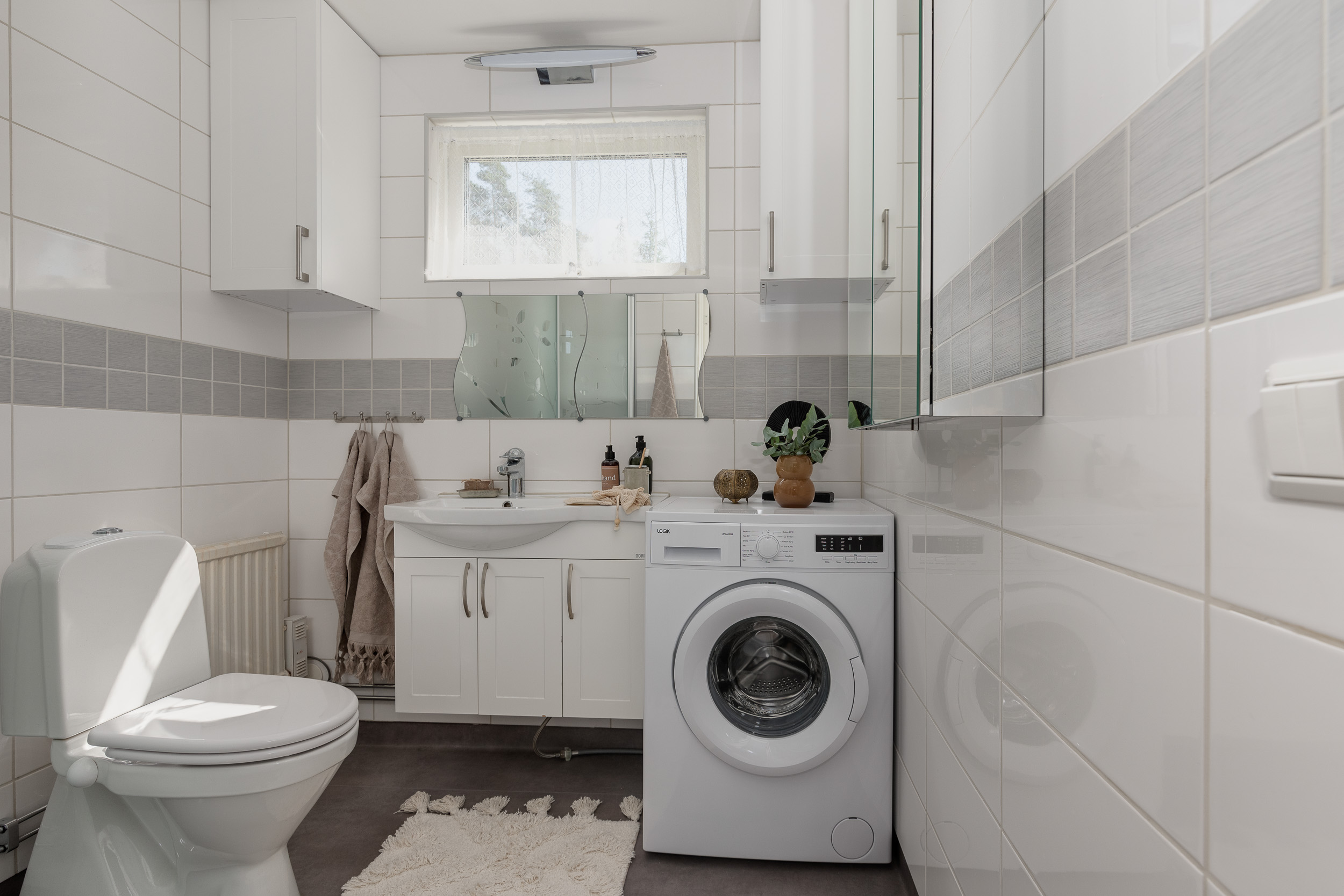 Bostadsbild från Länkstigen 6, Såld i Harkie, Västerås