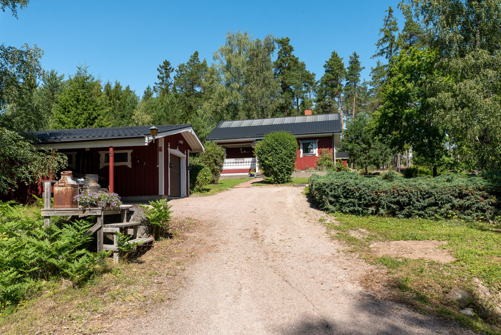 Bostadsbild från Länkstigen 6, Såld i Harkie, Västerås