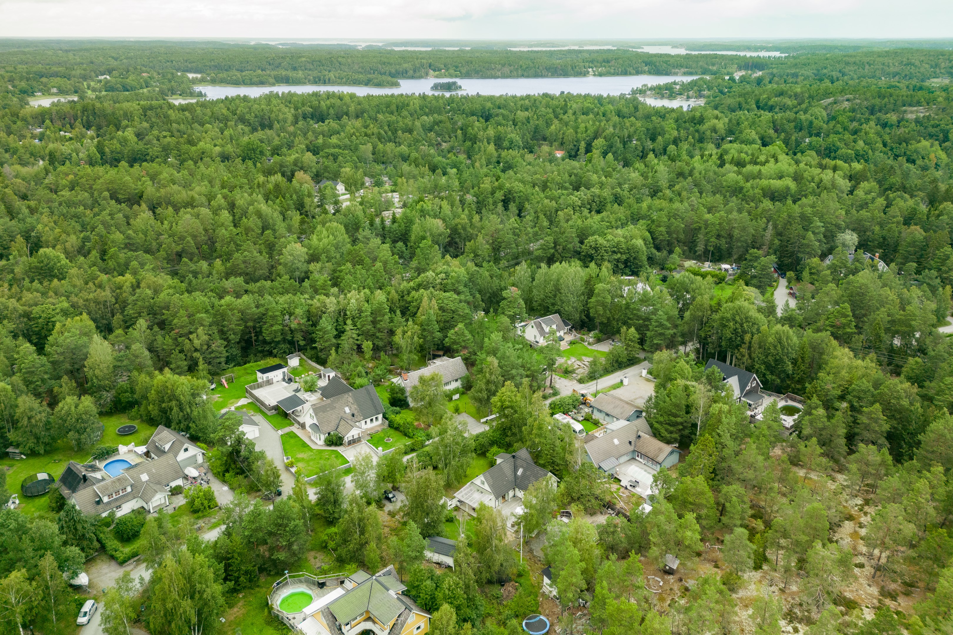 Bostadsbild från Kättingvägen 13, Såld i Södra kopparmora, Värmdö