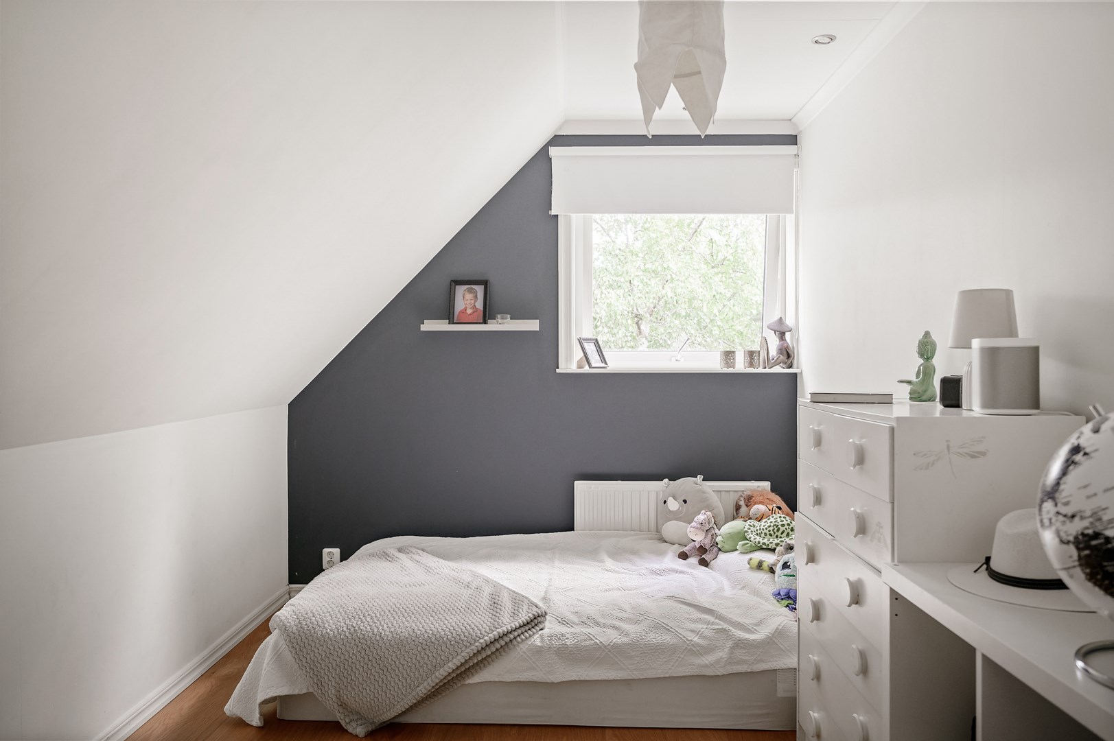 Bostadsbild från Kättingvägen 13, Såld i Södra kopparmora, Värmdö