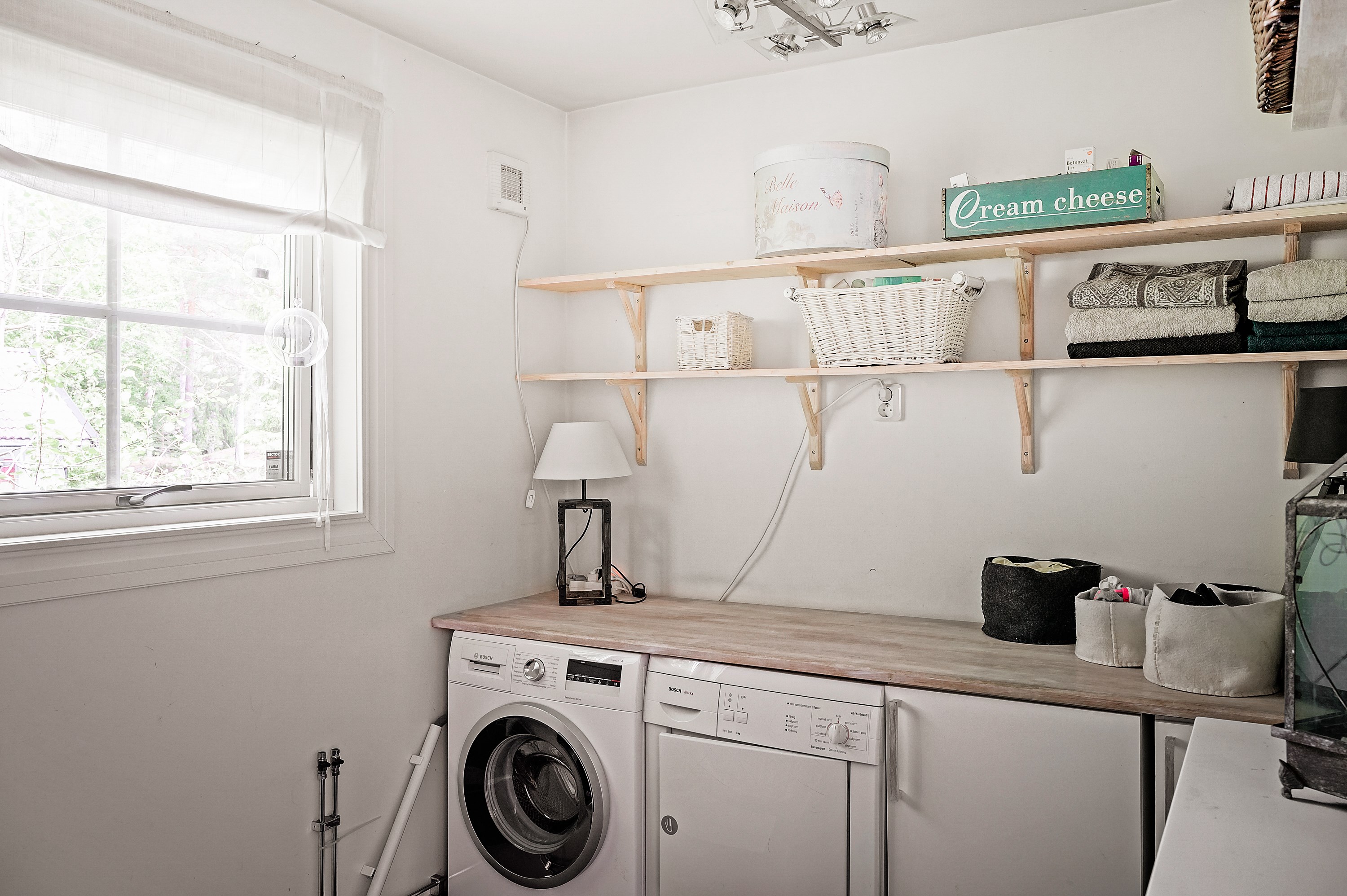 Bostadsbild från Kättingvägen 13, Såld i Södra kopparmora, Värmdö