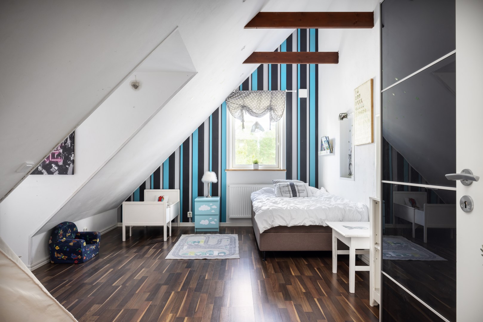 Bostadsbild från Kättingvägen 20, Såld i Södra kopparmora, Värmdö