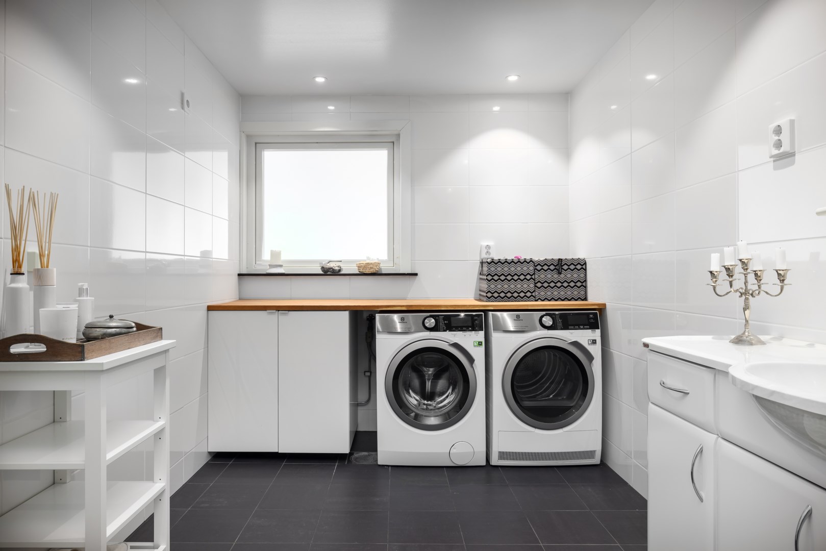 Bostadsbild från Kättingvägen 20, Såld i Södra kopparmora, Värmdö