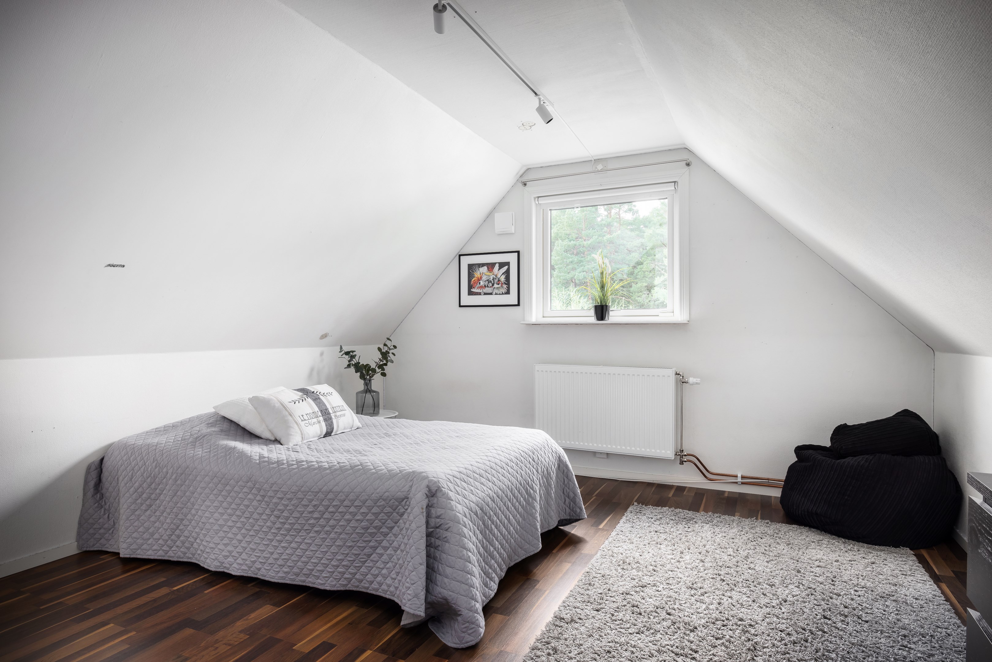 Bostadsbild från Kättingvägen 20, Såld i Södra kopparmora, Värmdö