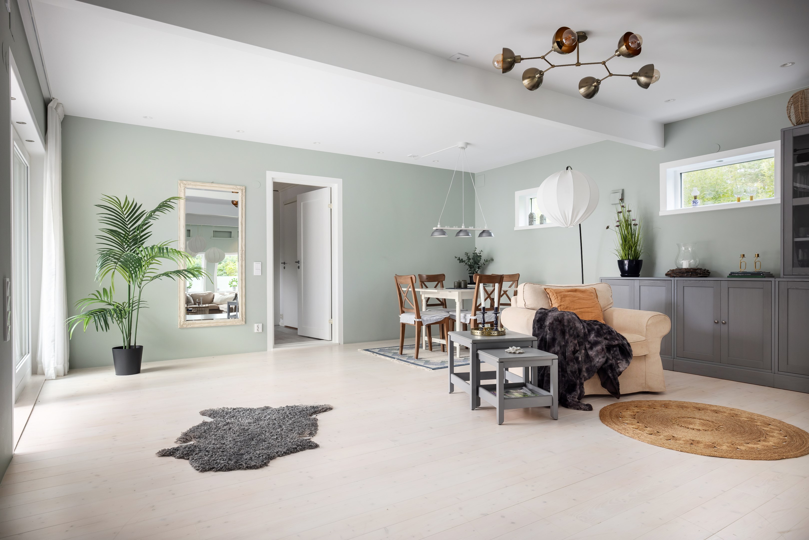 Bostadsbild från Kättingvägen 20, Såld i Södra kopparmora, Värmdö