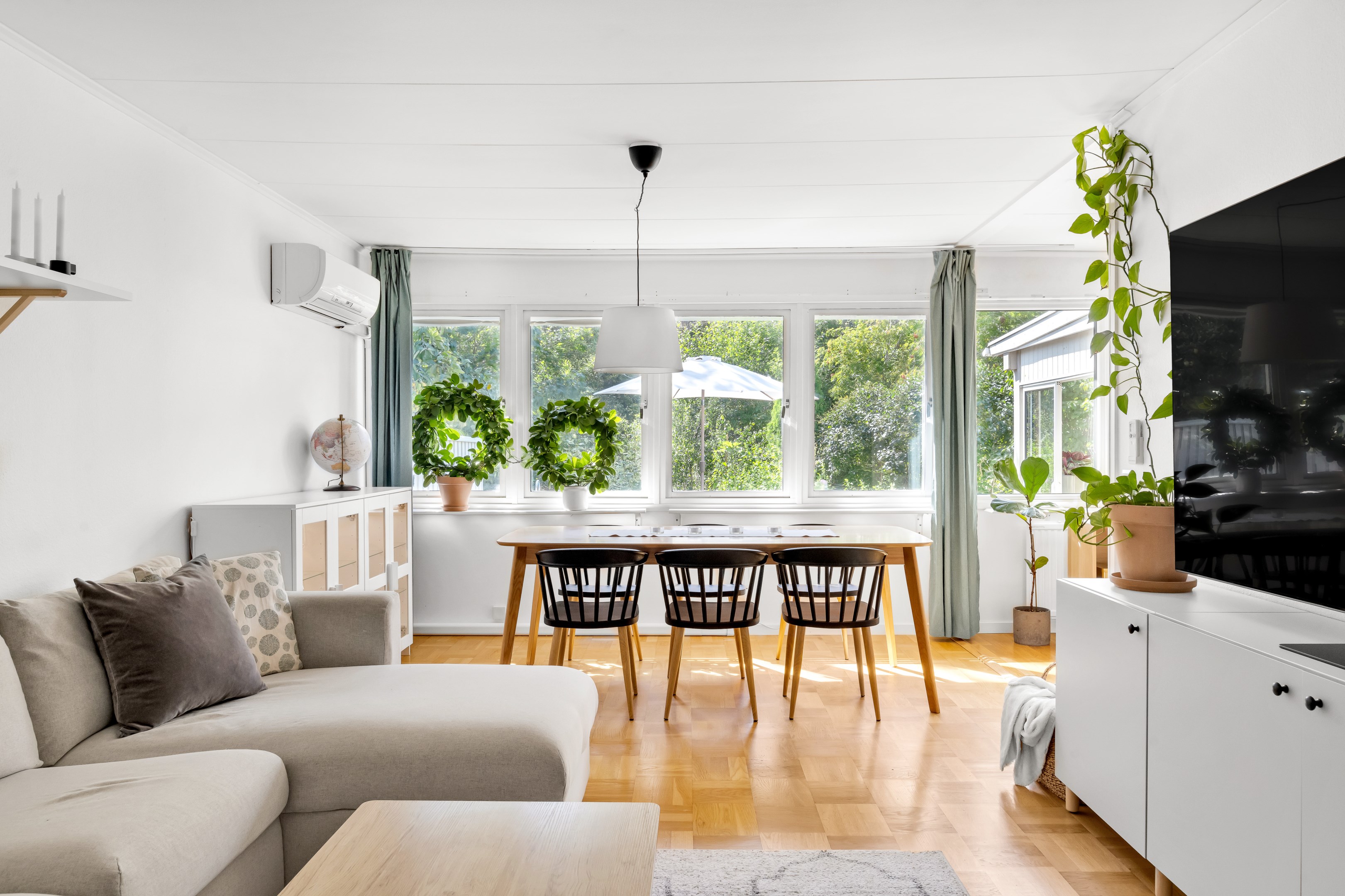 Bostadsbild från Arkitektvägen 60, Såld i Vänge, Uppsala