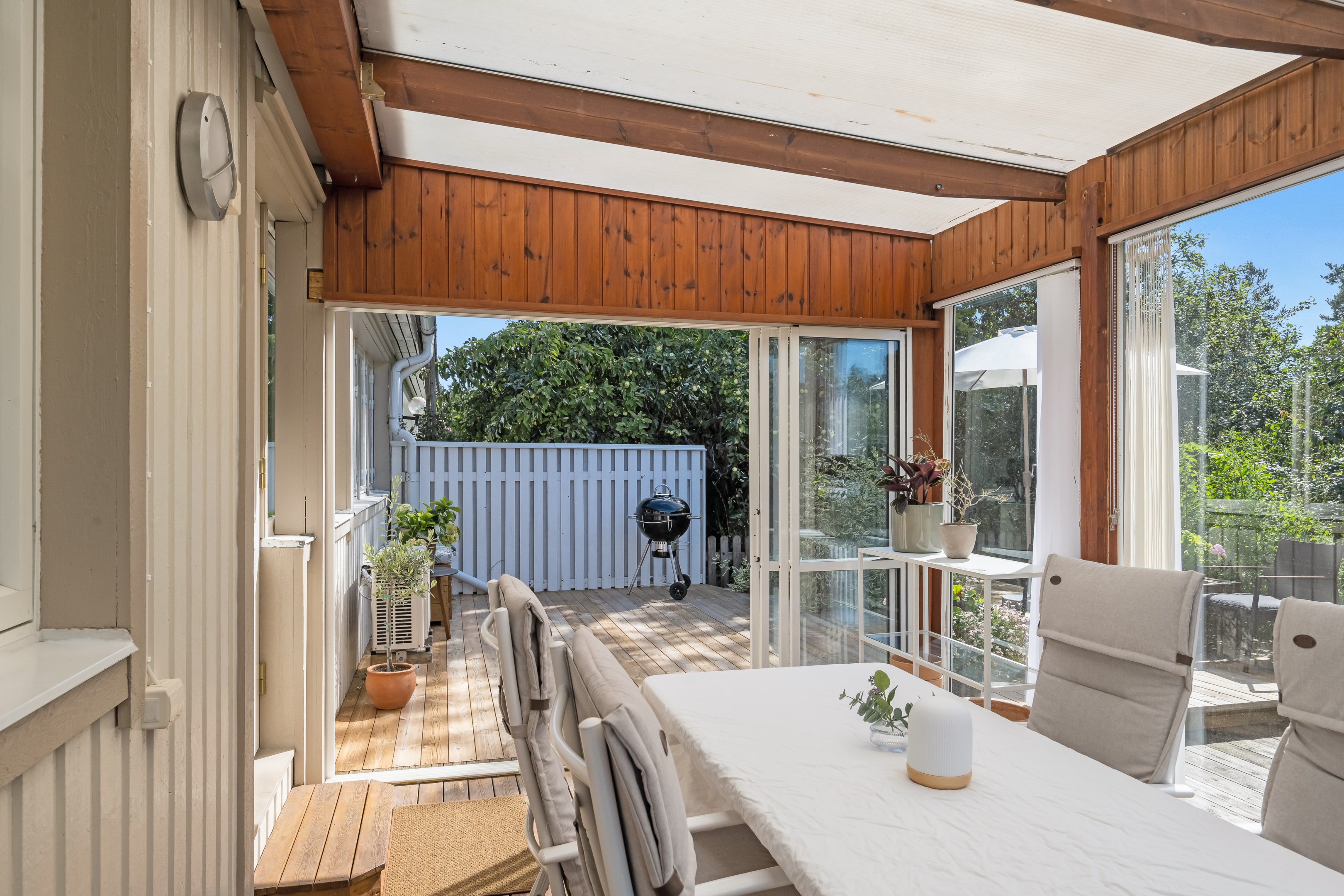 Bostadsbild från Arkitektvägen 60, Såld i Vänge, Uppsala