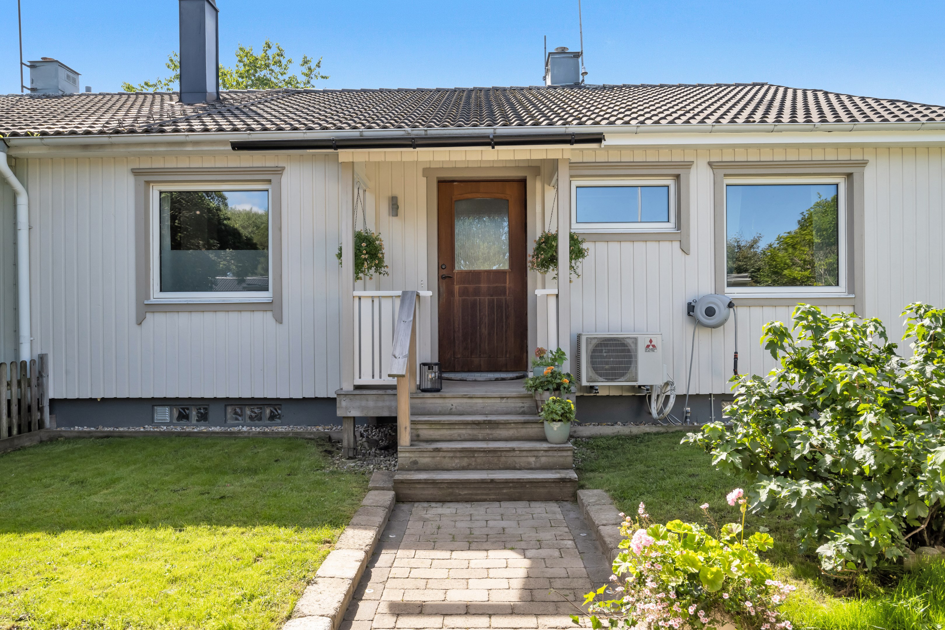 Bostadsbild från Arkitektvägen 60, Såld i Vänge, Uppsala