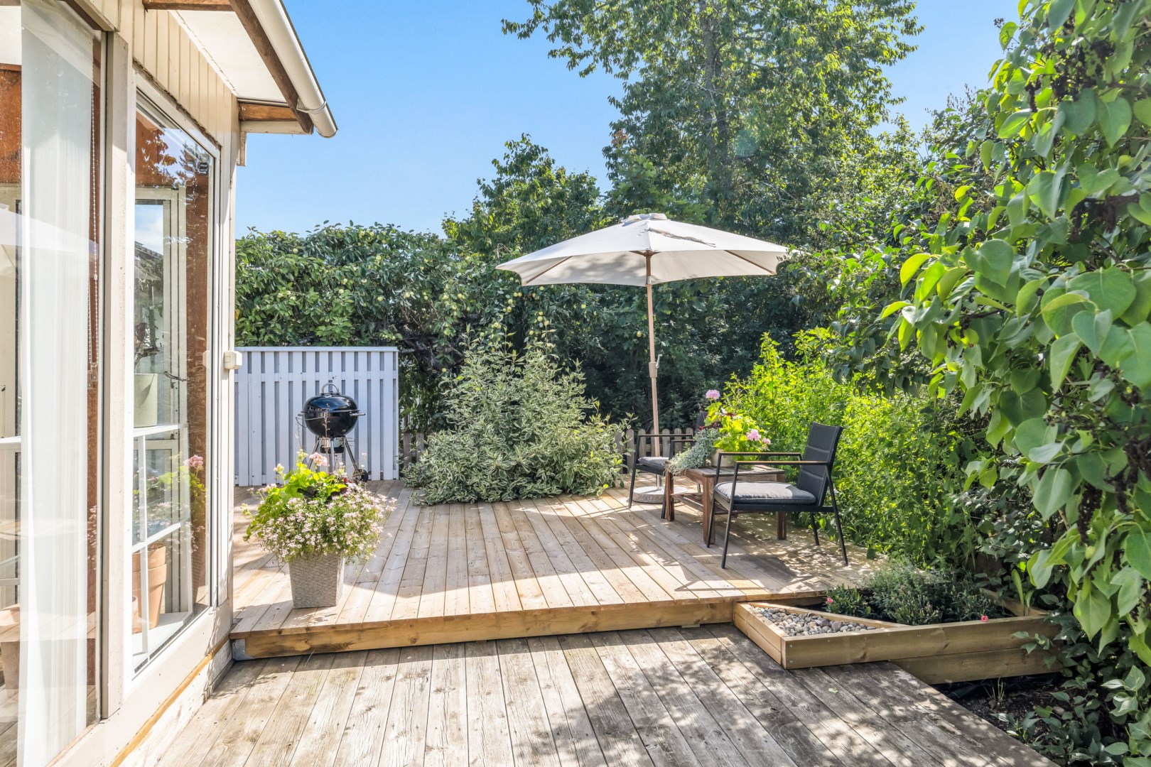 Bostadsbild från Arkitektvägen 60, Såld i Vänge, Uppsala