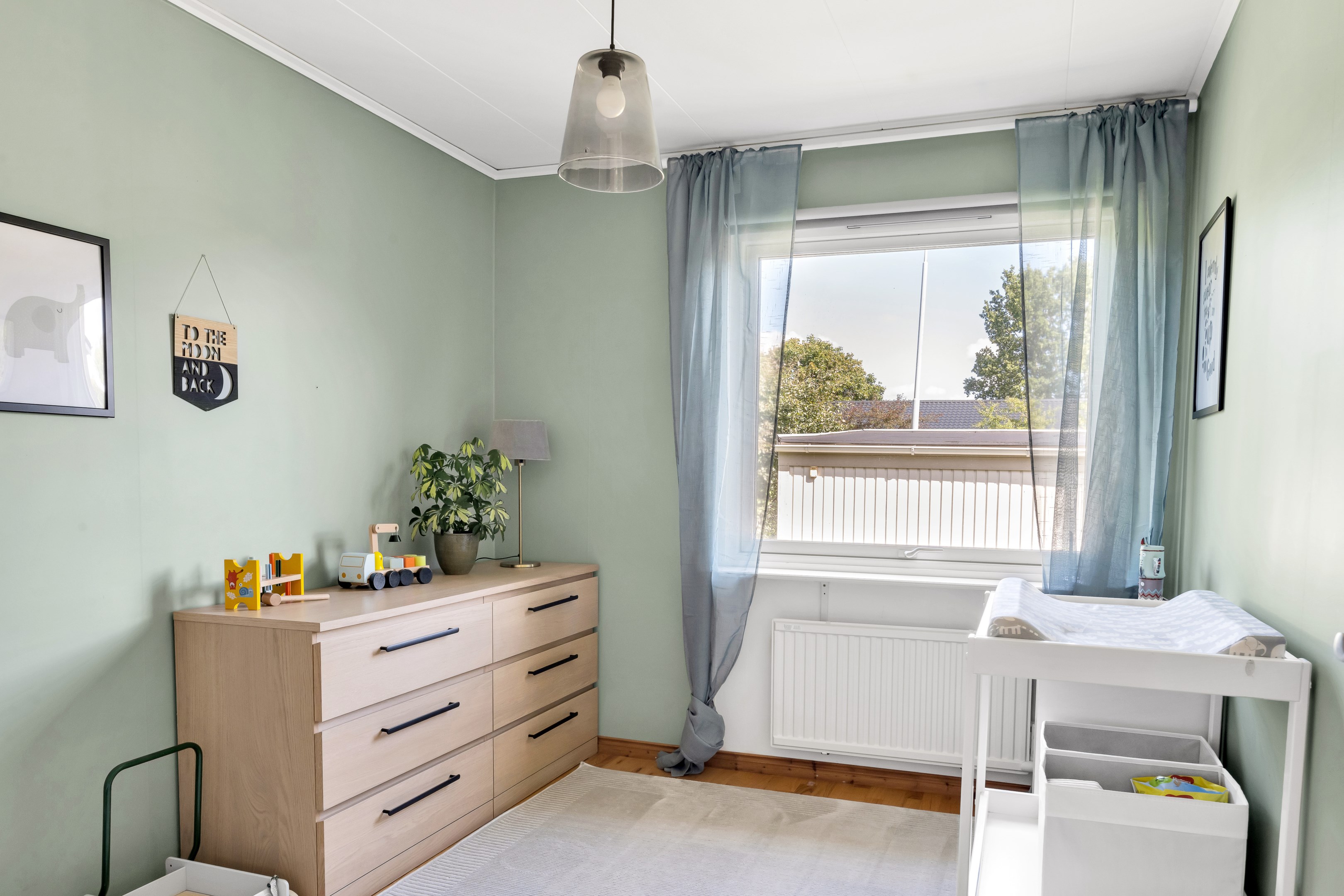 Bostadsbild från Arkitektvägen 60, Såld i Vänge, Uppsala