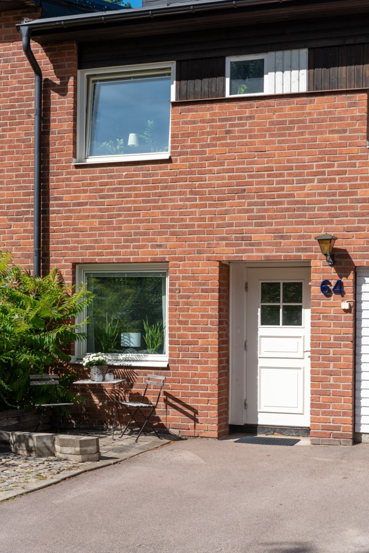 Bostadsbild från Dagsvärmargatan 64, Såld i Skiljebo, Södra, Västerås