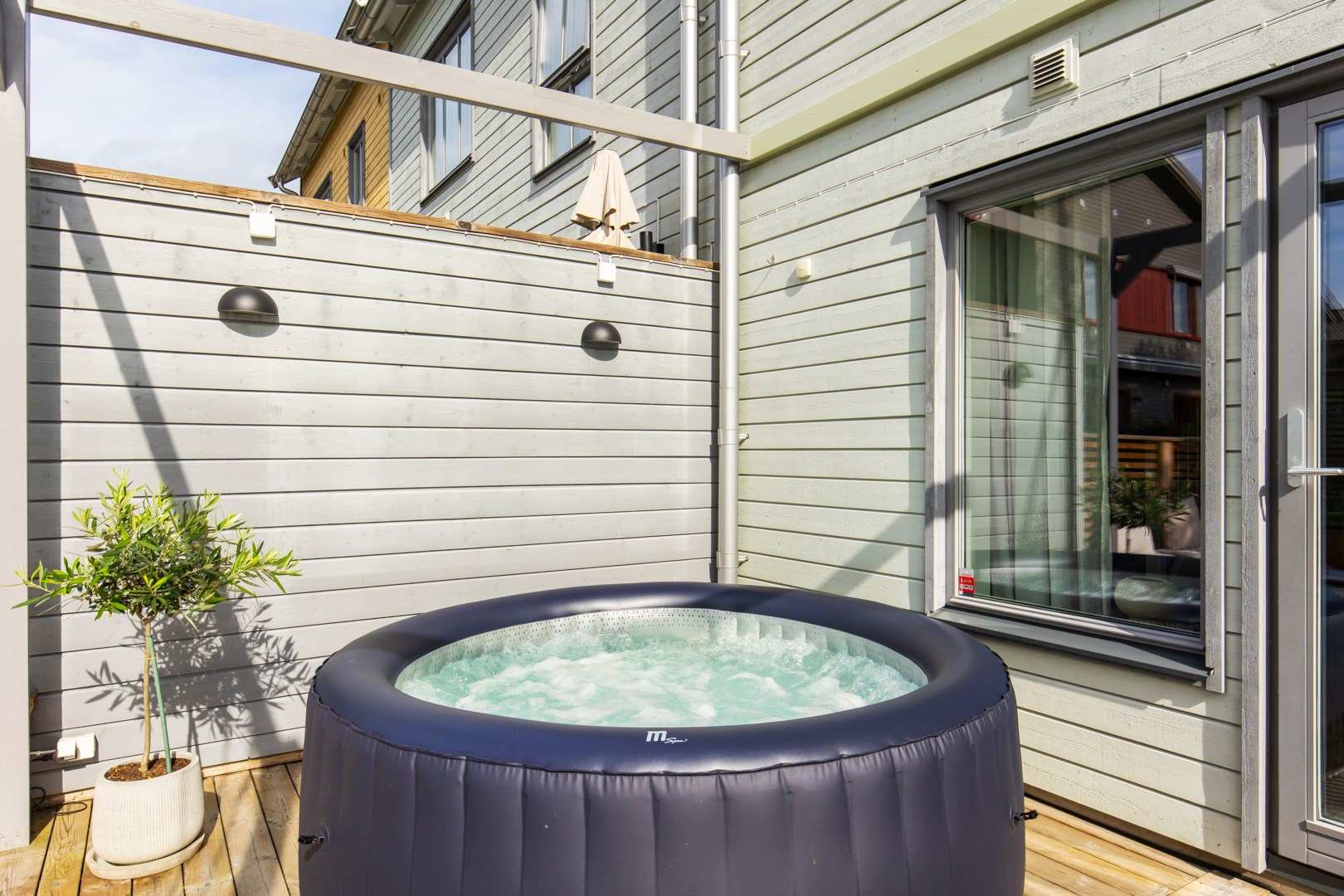 Bostadsbild från Dansbanevägen 11, Såld i Tollare, Nacka