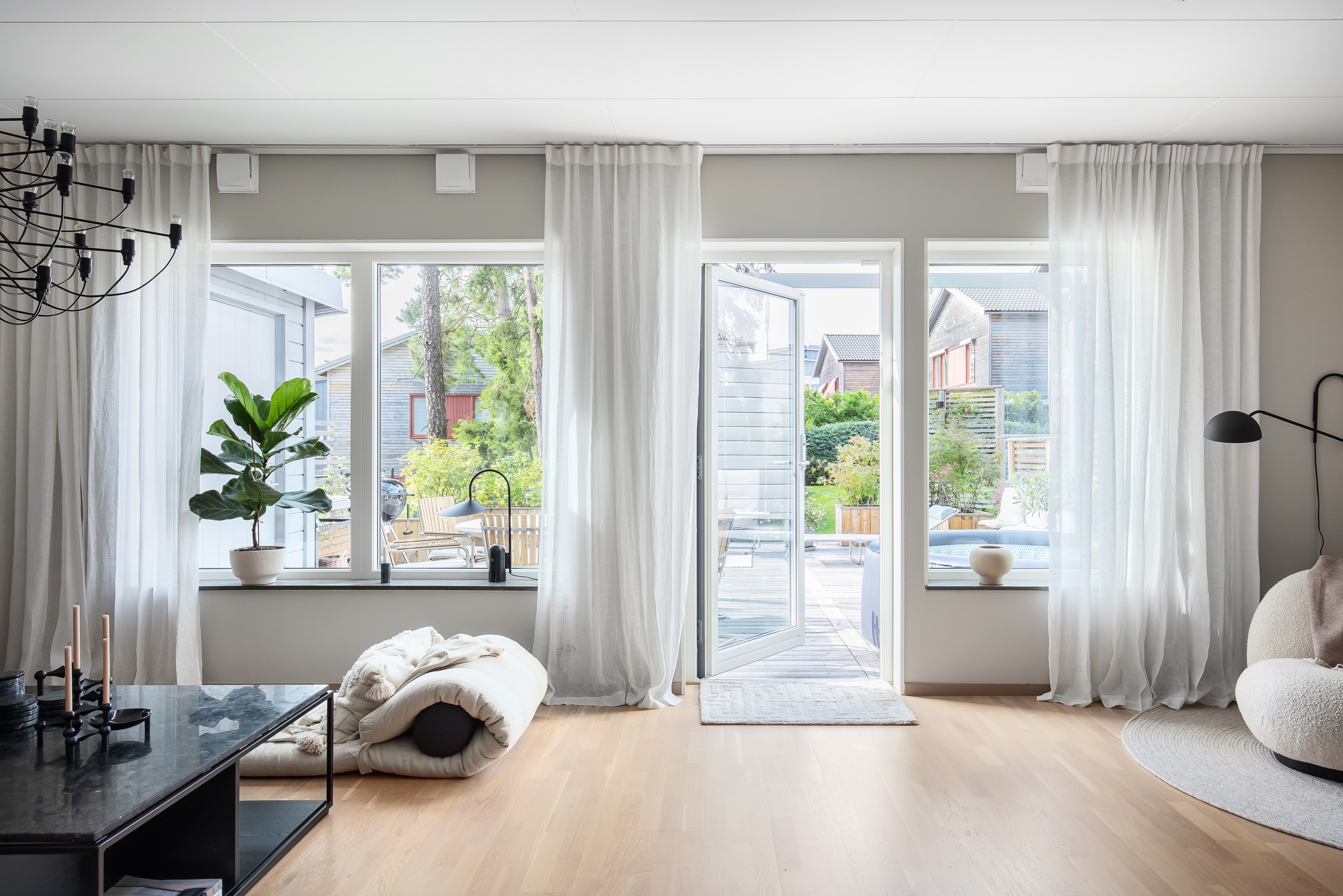 Bostadsbild från Dansbanevägen 11, Såld i Tollare, Nacka