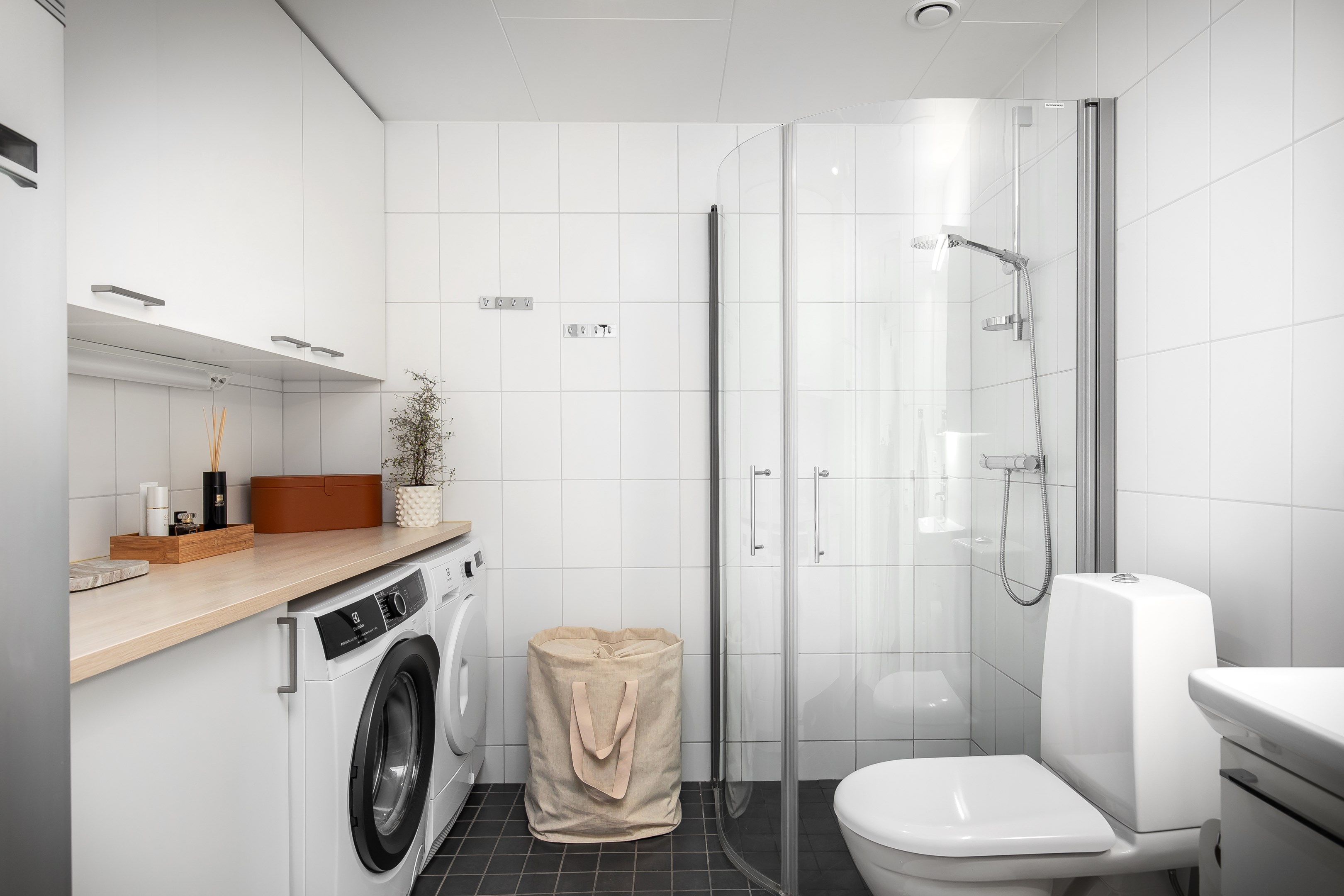 Bostadsbild från Dansbanevägen 11, Såld i Tollare, Nacka