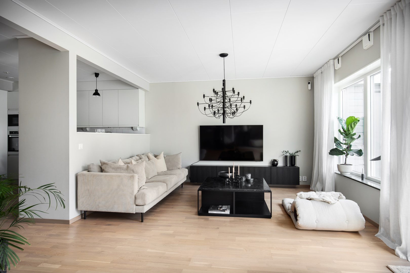 Bostadsbild från Dansbanevägen 11, Såld i Tollare, Nacka