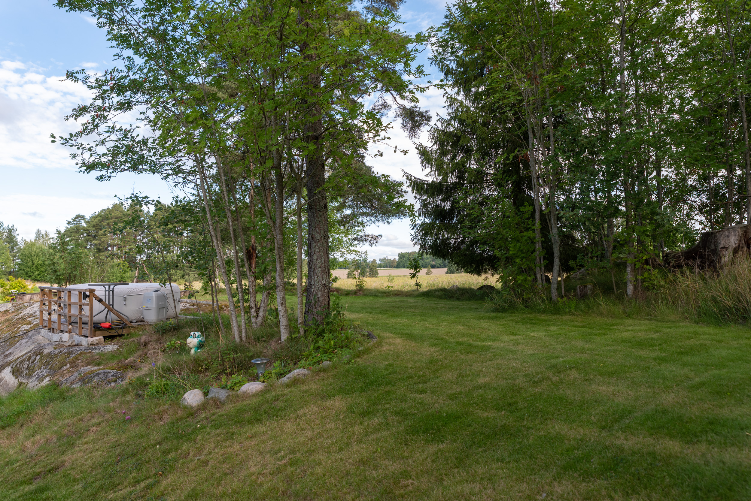 Bostadsbild från Harakers byväg 17, Såld i , Västerås