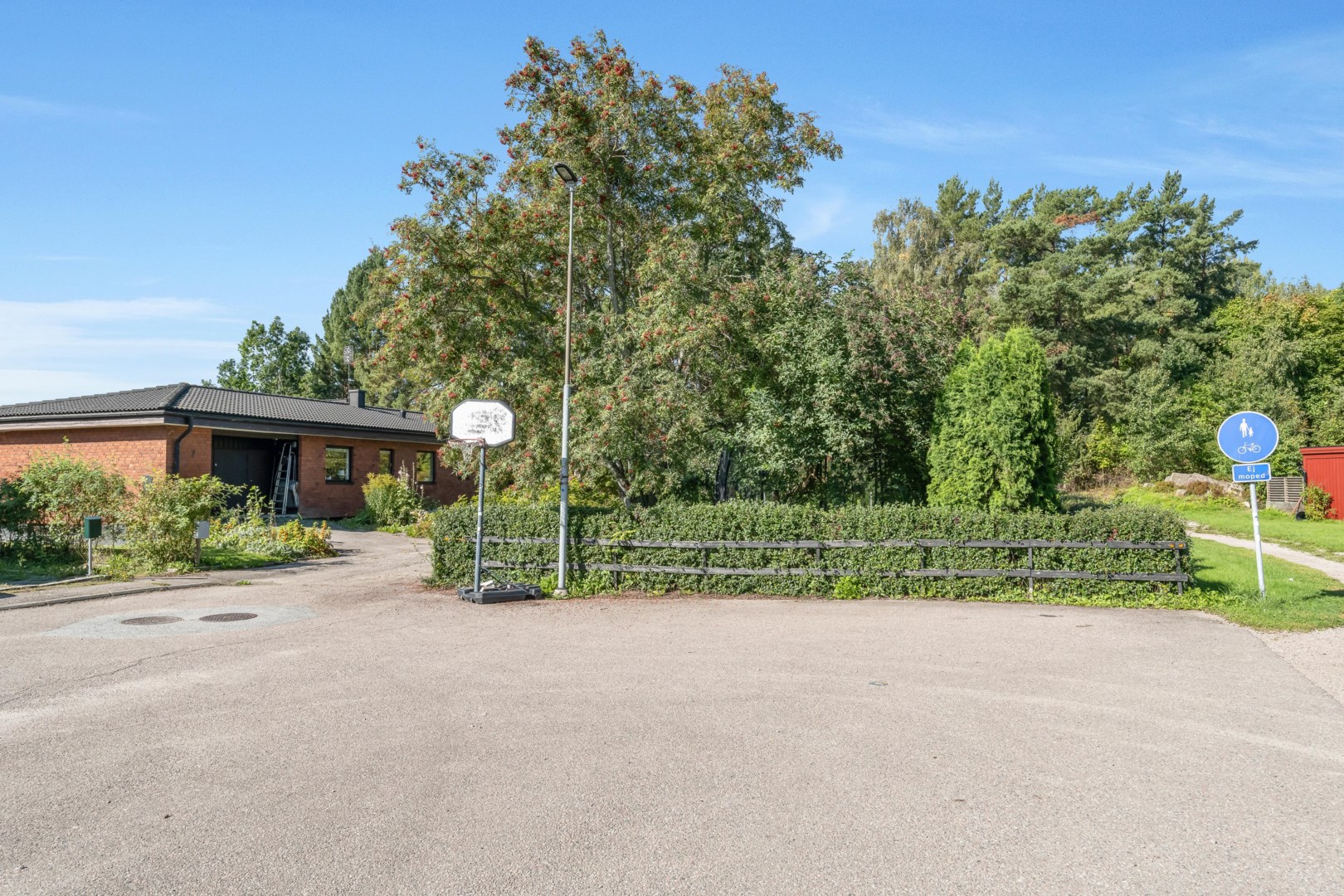 Bostadsbild från Rörbyvägen 2, Såld i Bälinge, Uppsala