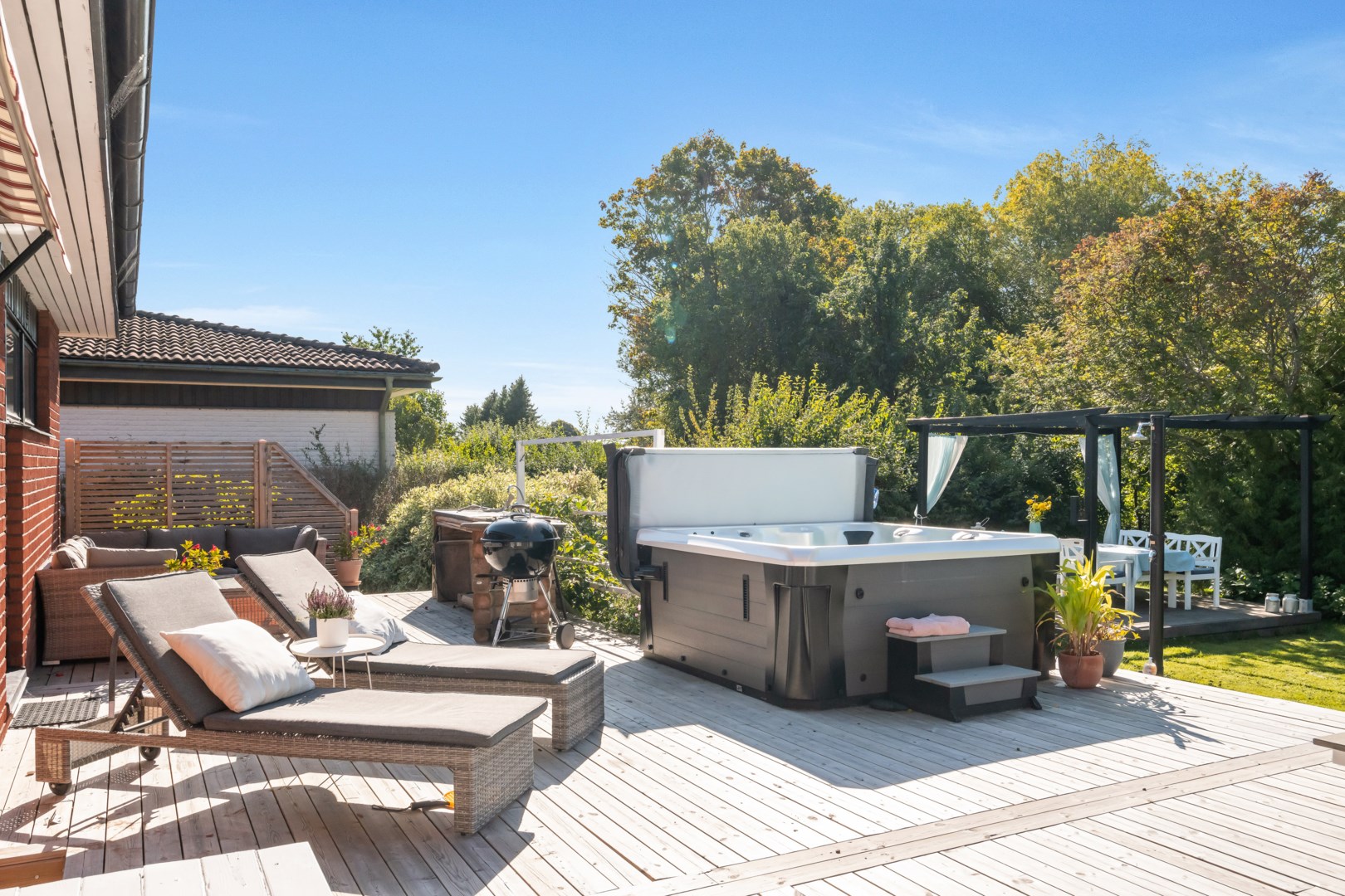 Bostadsbild från Rörbyvägen 2, Såld i Bälinge, Uppsala