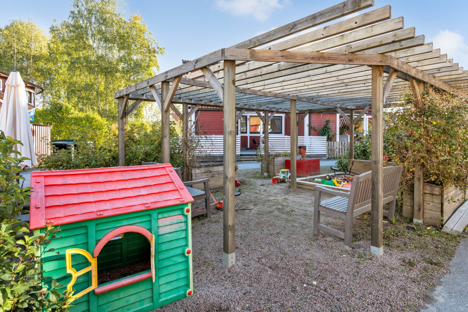 Bostadsbild från Månskensvägen 65, Såld i Storvreta, Uppsala