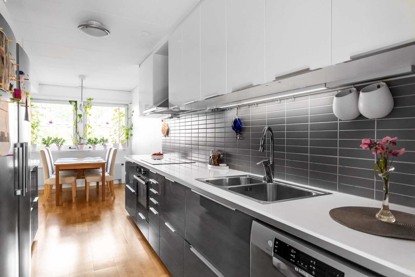 Bostadsbild från Månskensvägen 65, Såld i Storvreta, Uppsala