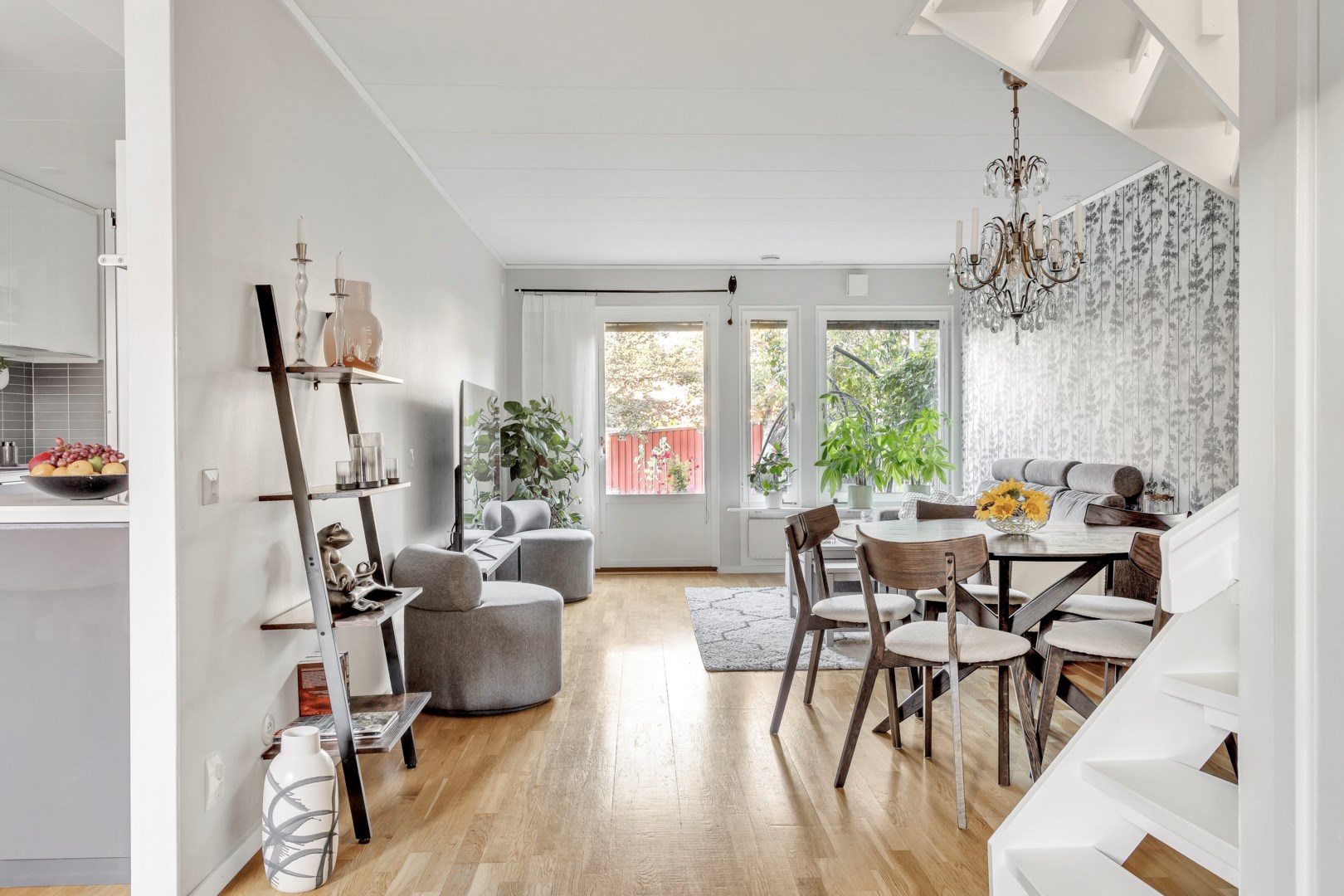 Bostadsbild från Månskensvägen 65, Såld i Storvreta, Uppsala