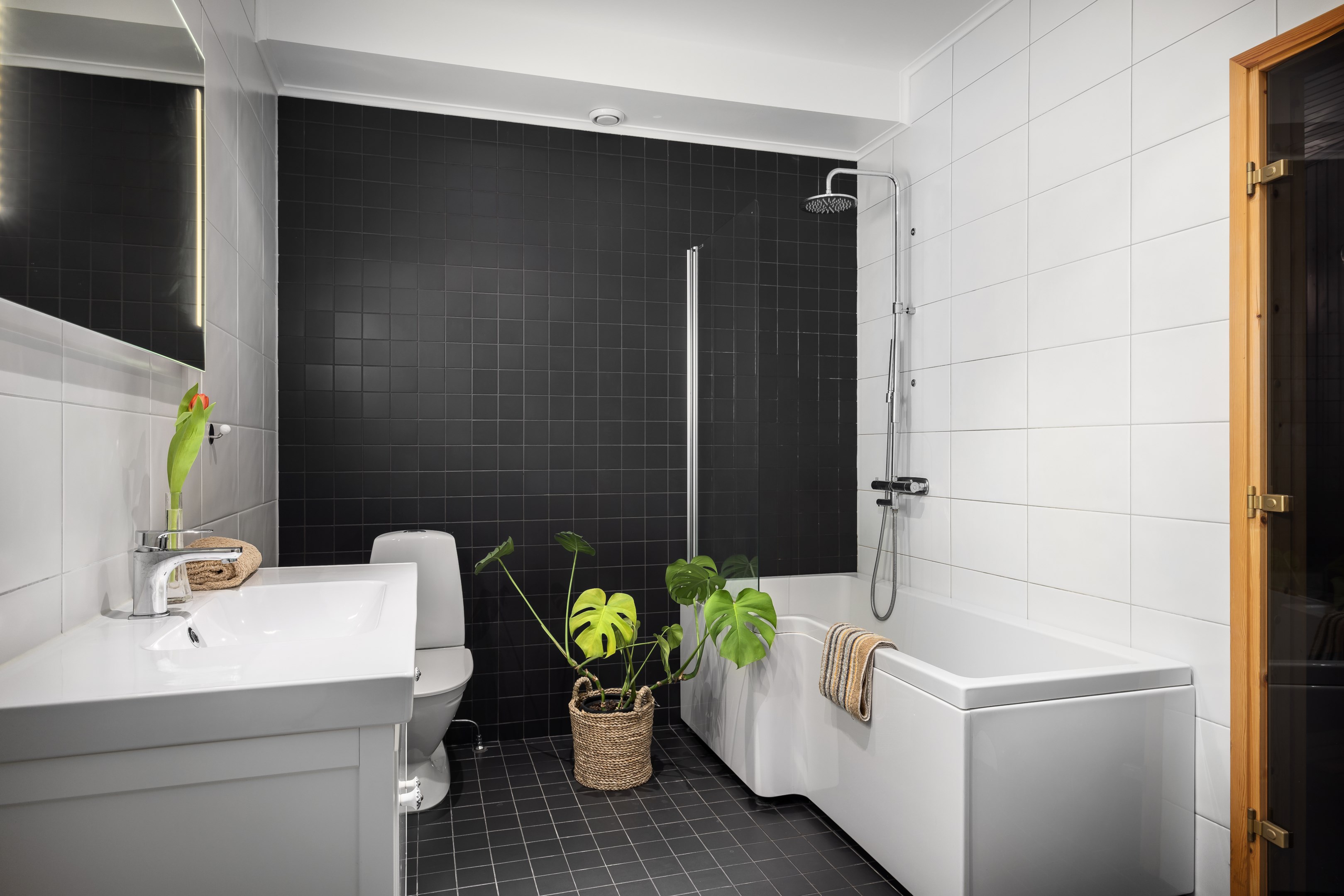 Bostadsbild från Barnhemsvägen 17, Såld i Skuru, Nacka