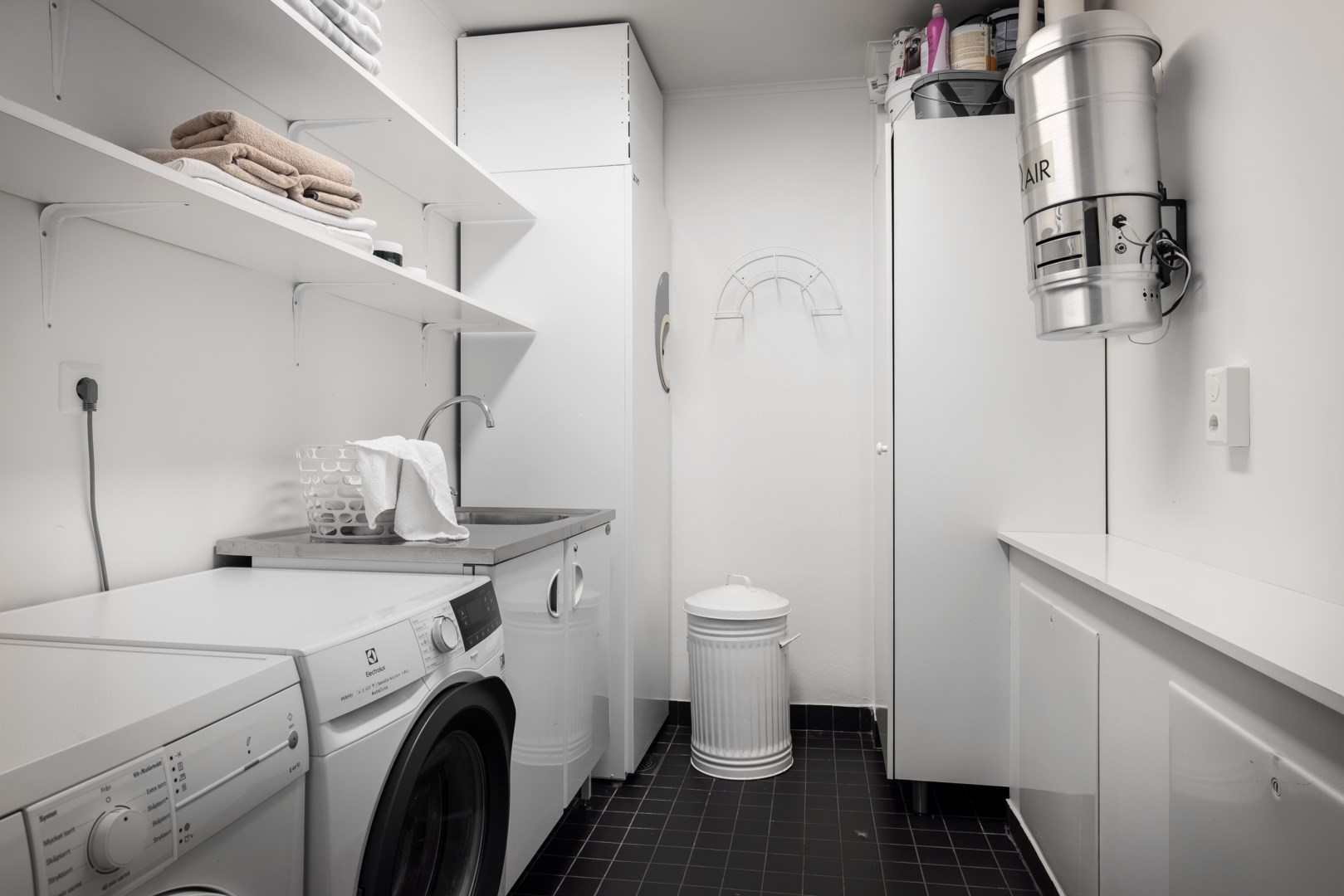 Bostadsbild från Barnhemsvägen 17, Såld i Skuru, Nacka