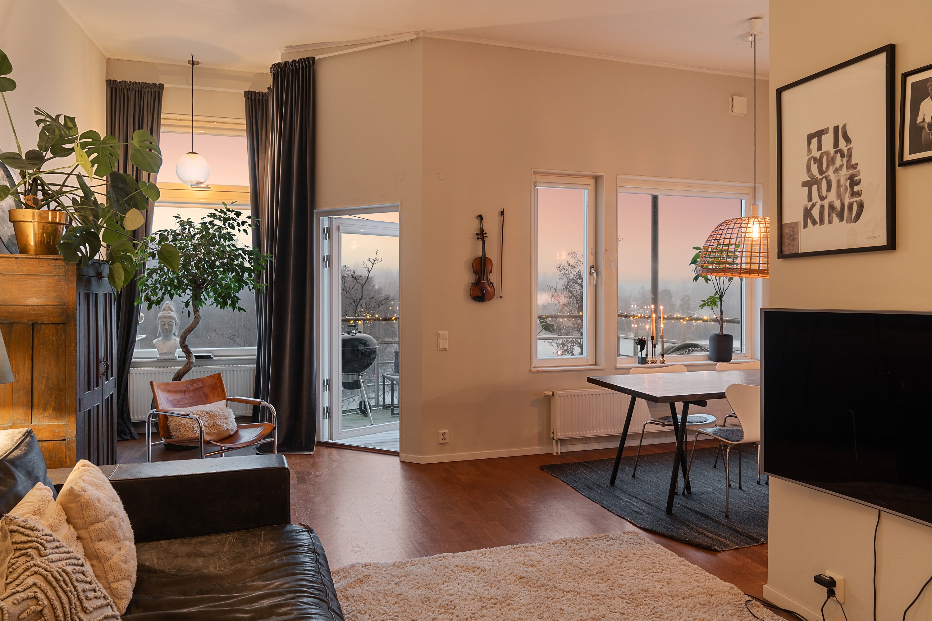 Bostadsbild från Barnhemsvägen 17, Såld i Skuru, Nacka