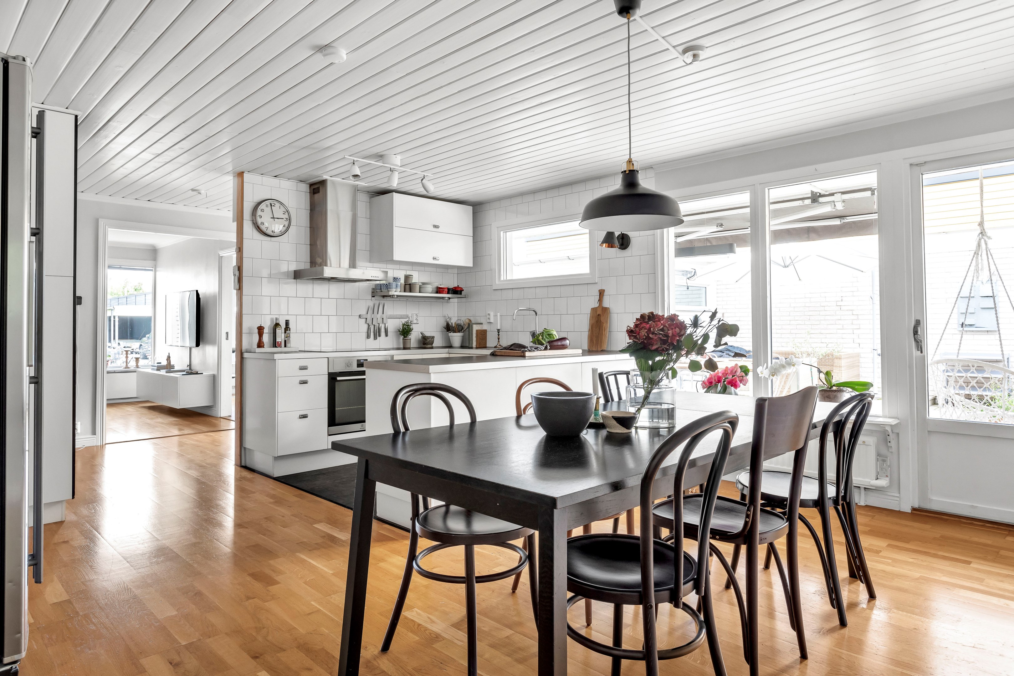 Bostadsbild från Sjungarbacksvägen 5, Såld i Bälinge, Uppsala